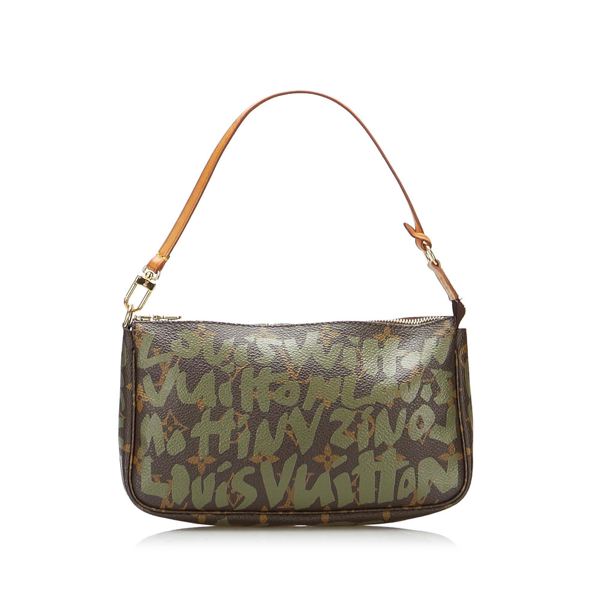 Louis Vuitton Stephen Sprouse Monogram Graffiti Pochette Accessoires (SHG-Hv6atm)