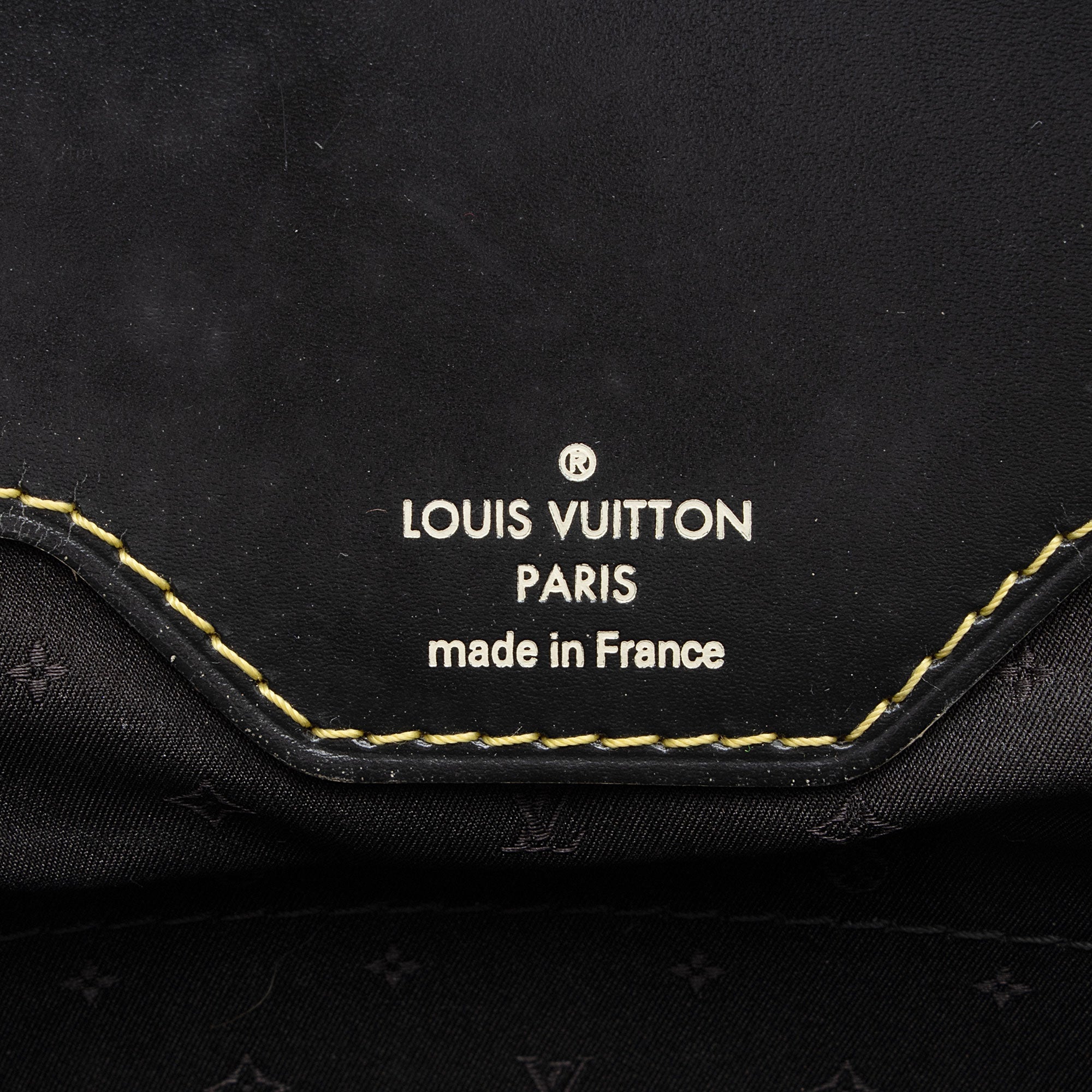 Louis Vuitton Suhali Leather L'Absolu de Voyage Tote (SHF-jMiYO8)