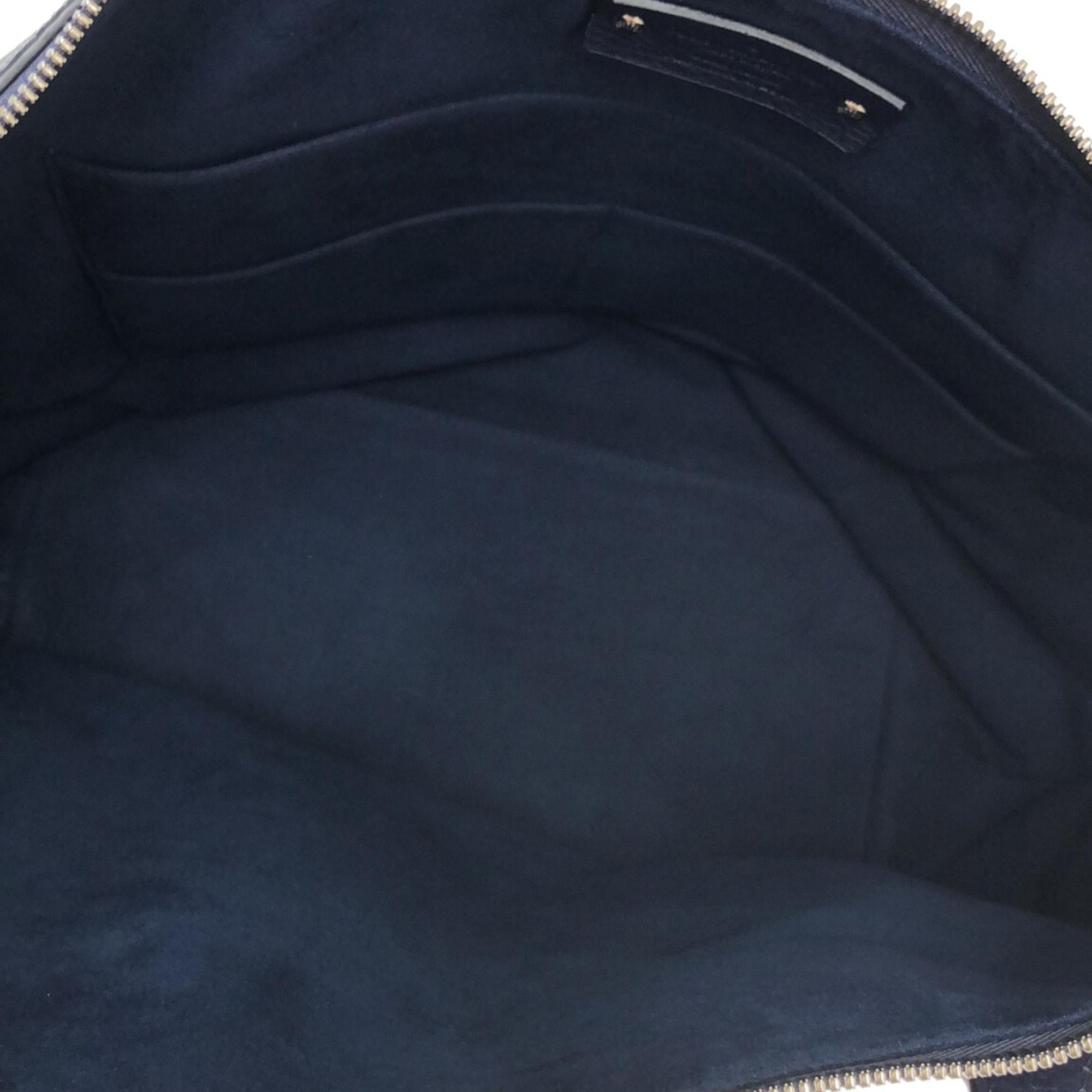 Louis Vuitton Taurillon East Side Tote GM (SHG-NZwv4t)