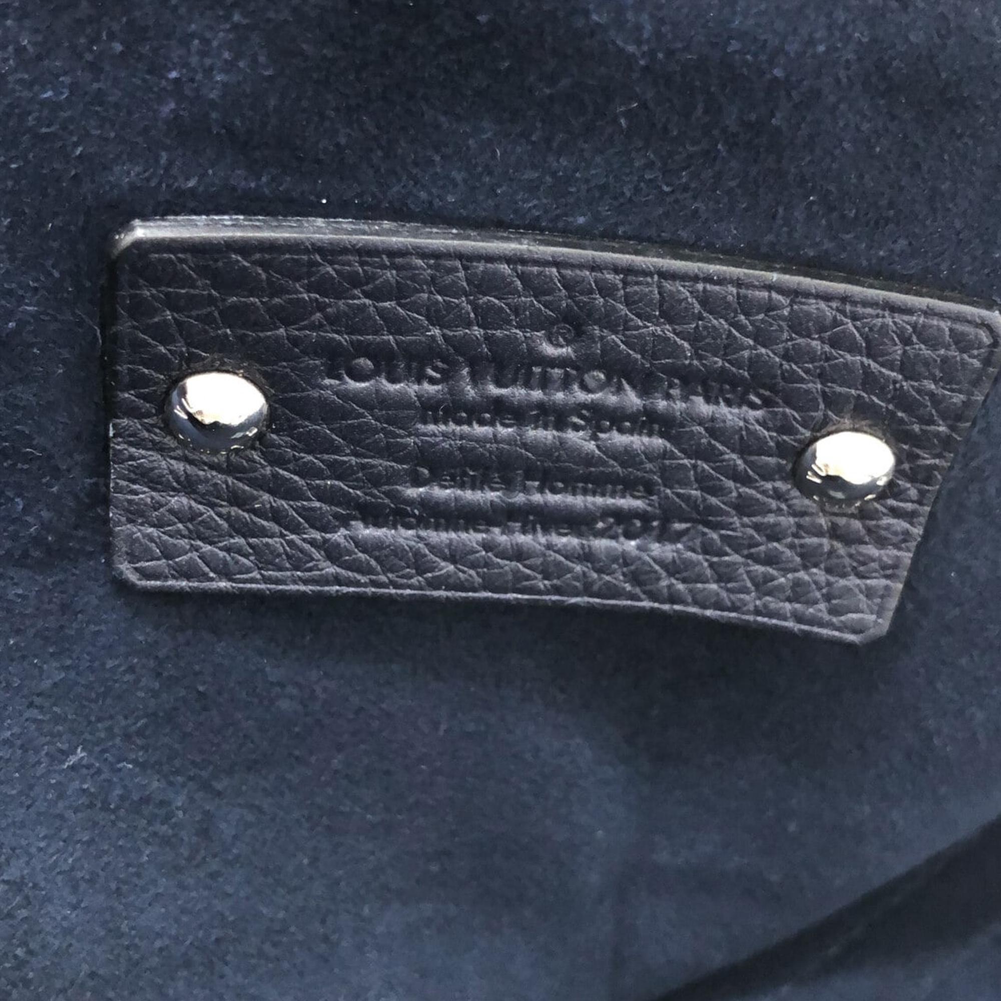 Louis Vuitton Taurillon East Side Tote GM (SHG-NZwv4t)