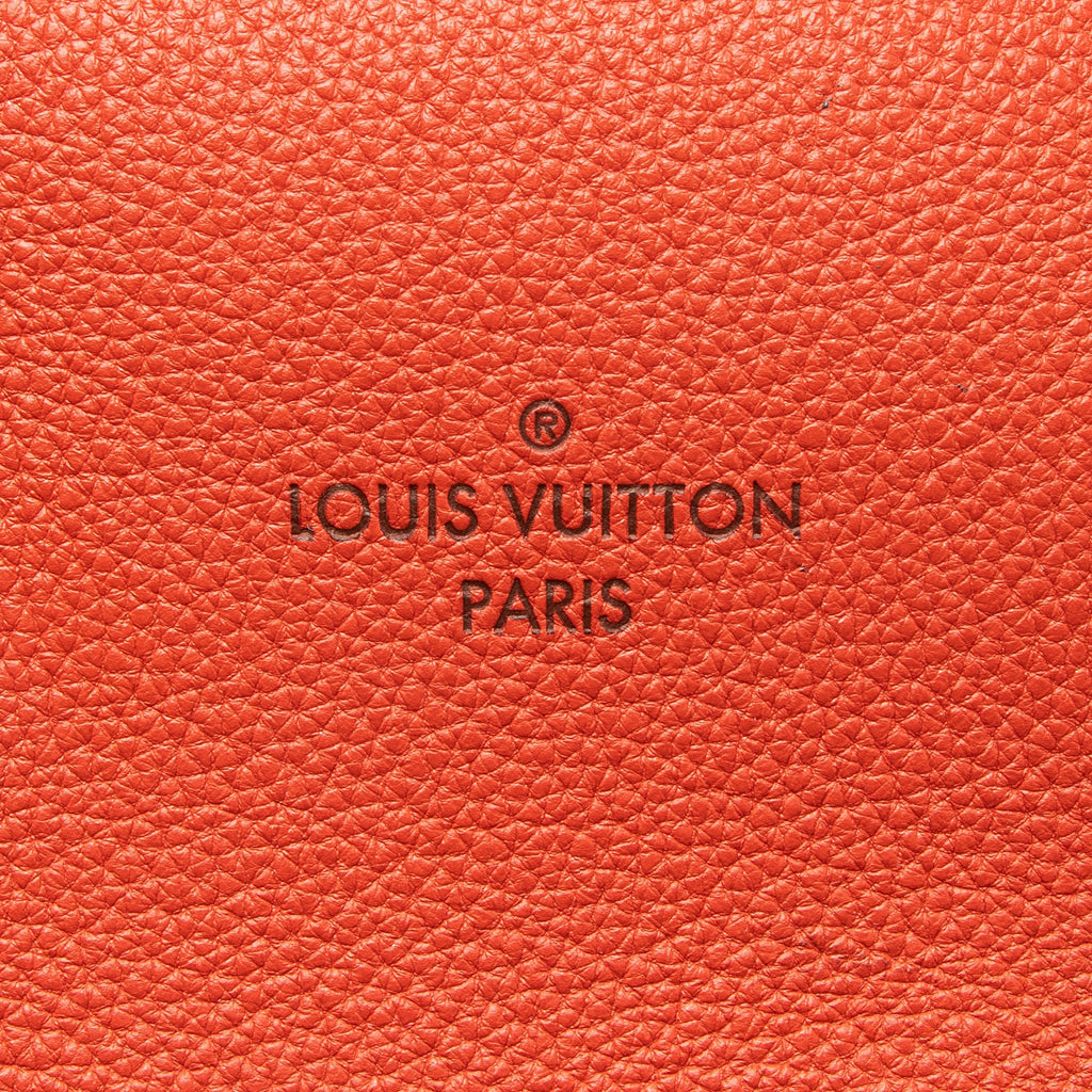 Louis Vuitton Veau Cachemire Tuffetage W PM Tote (SHF-23303)