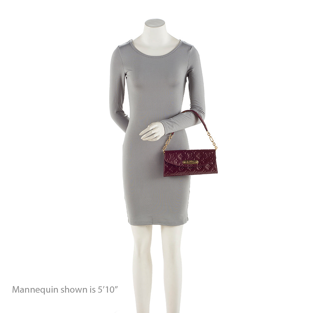 Louis Vuitton Monogram Vernis Sunset Boulevard Clutch (SHF-fbHptw)
