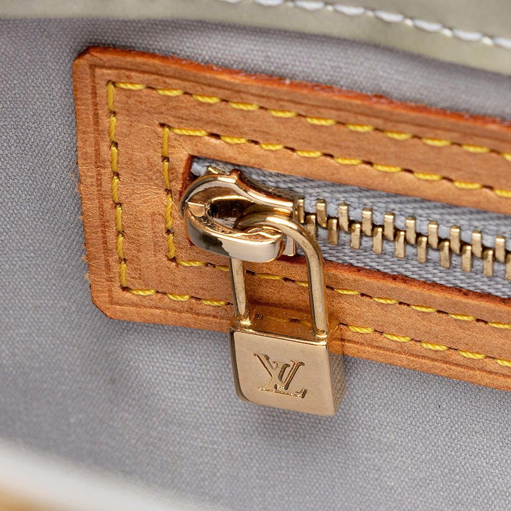 Louis Vuitton Vintage Monogram Vernis Reade PM Tote (SHF-21282)