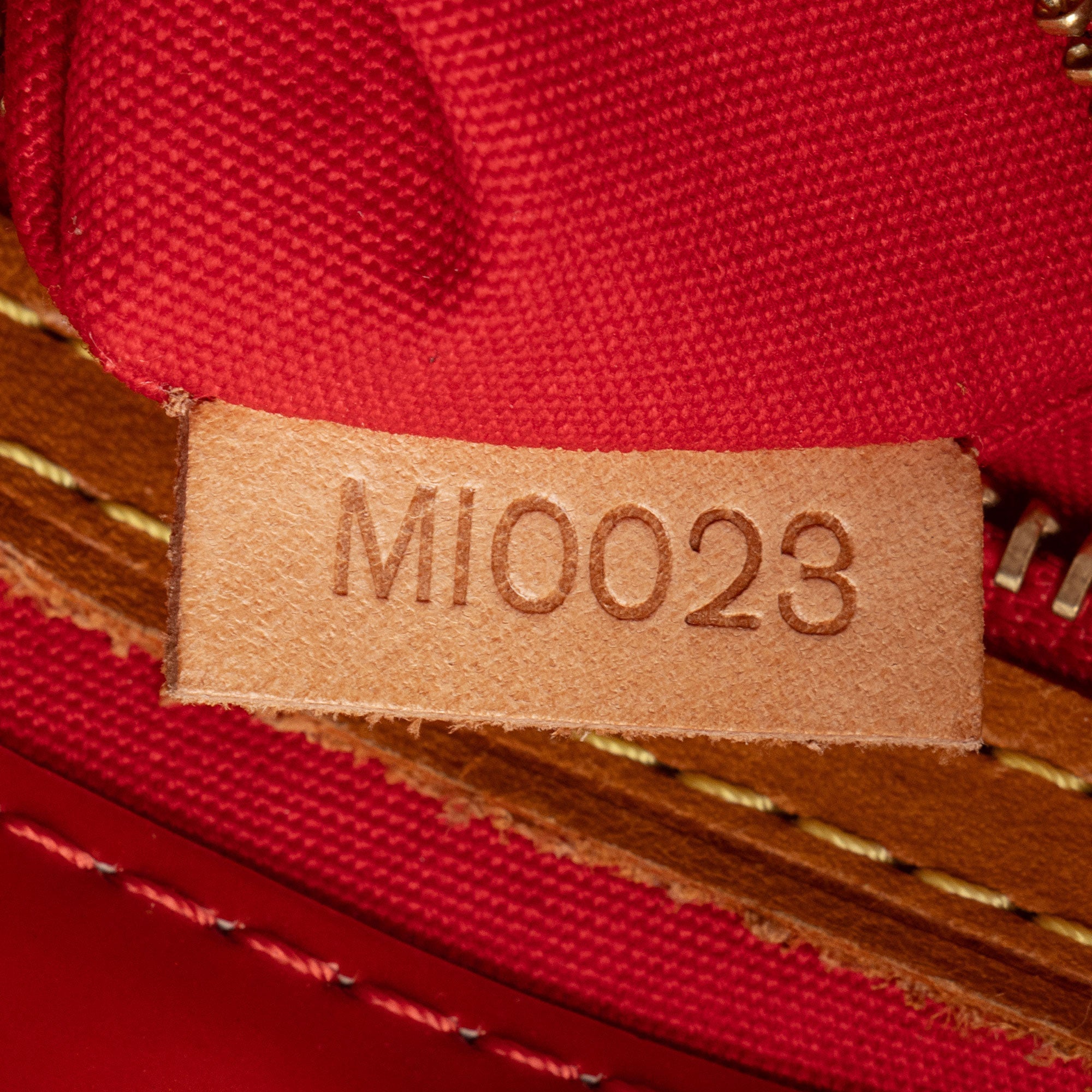 Louis Vuitton Vintage Monogram Vernis Reade PM Tote (SHF-vIDbsX)