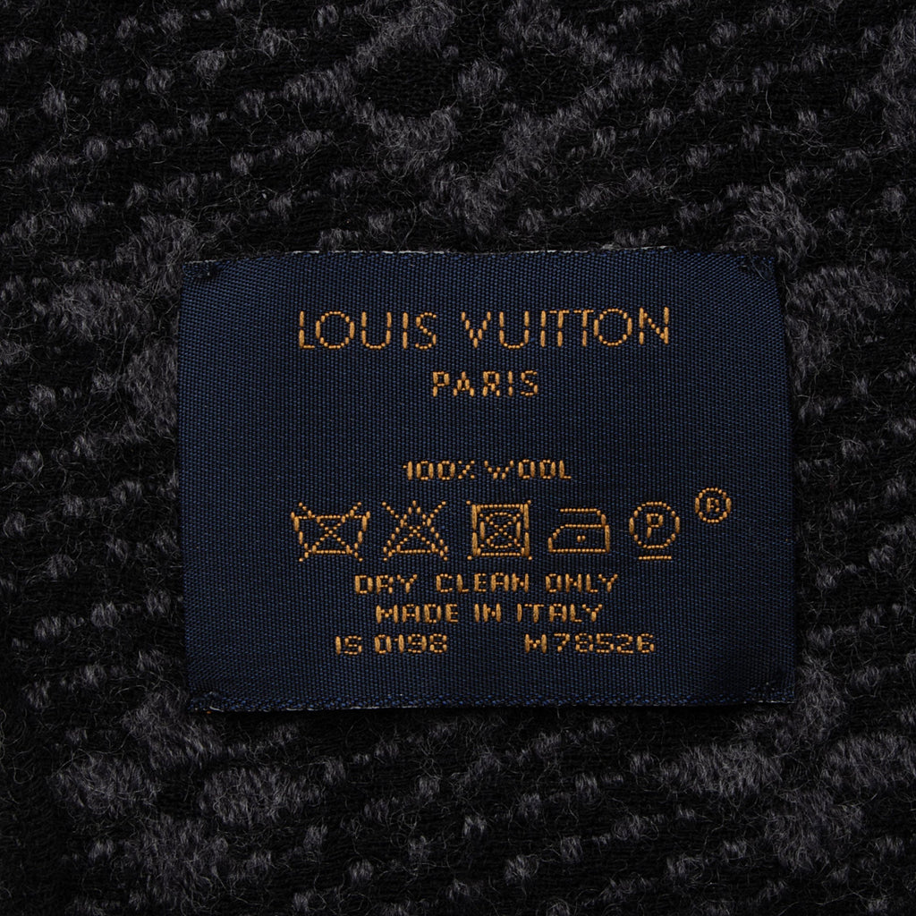 Louis Vuitton Wool Monogram Classic Scarf