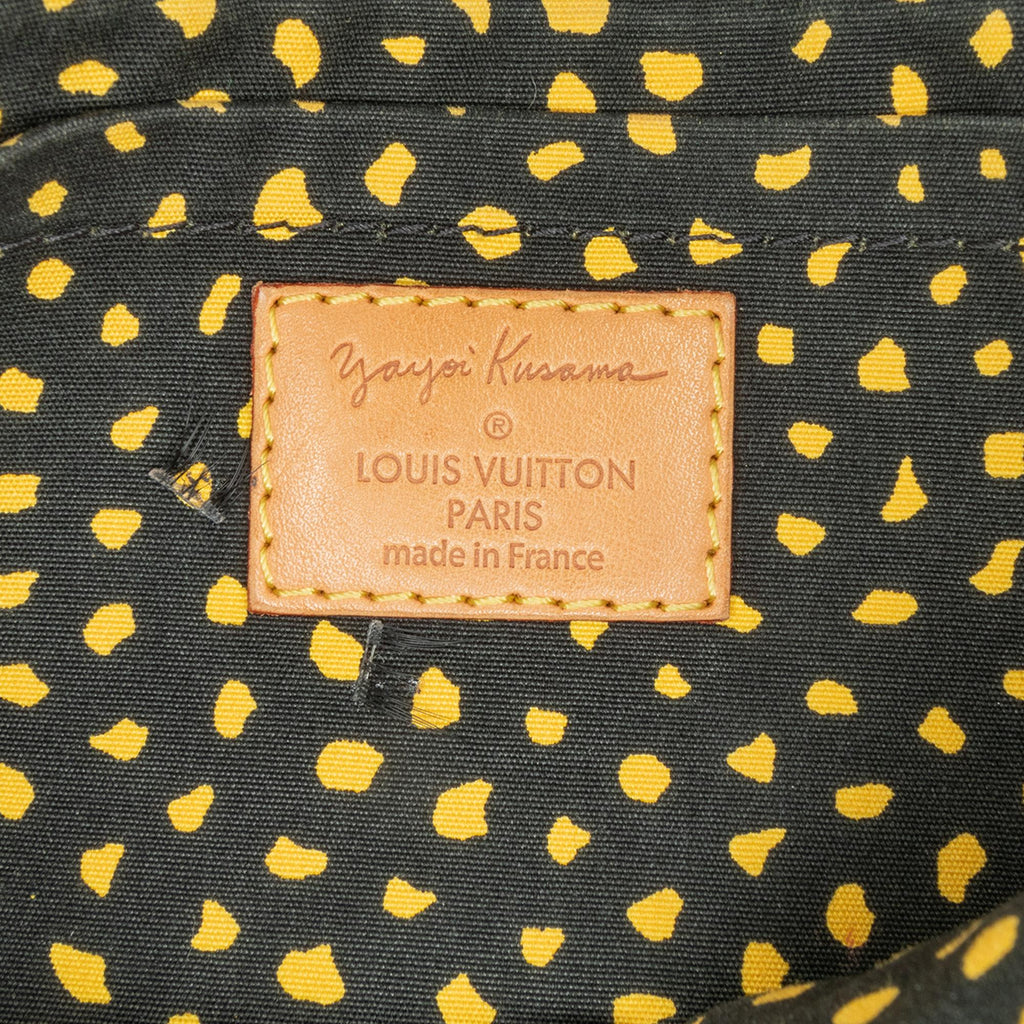 Louis Vuitton Yayoi Kusama Monogram Vernis Dots Infinity Pochette Accessoires