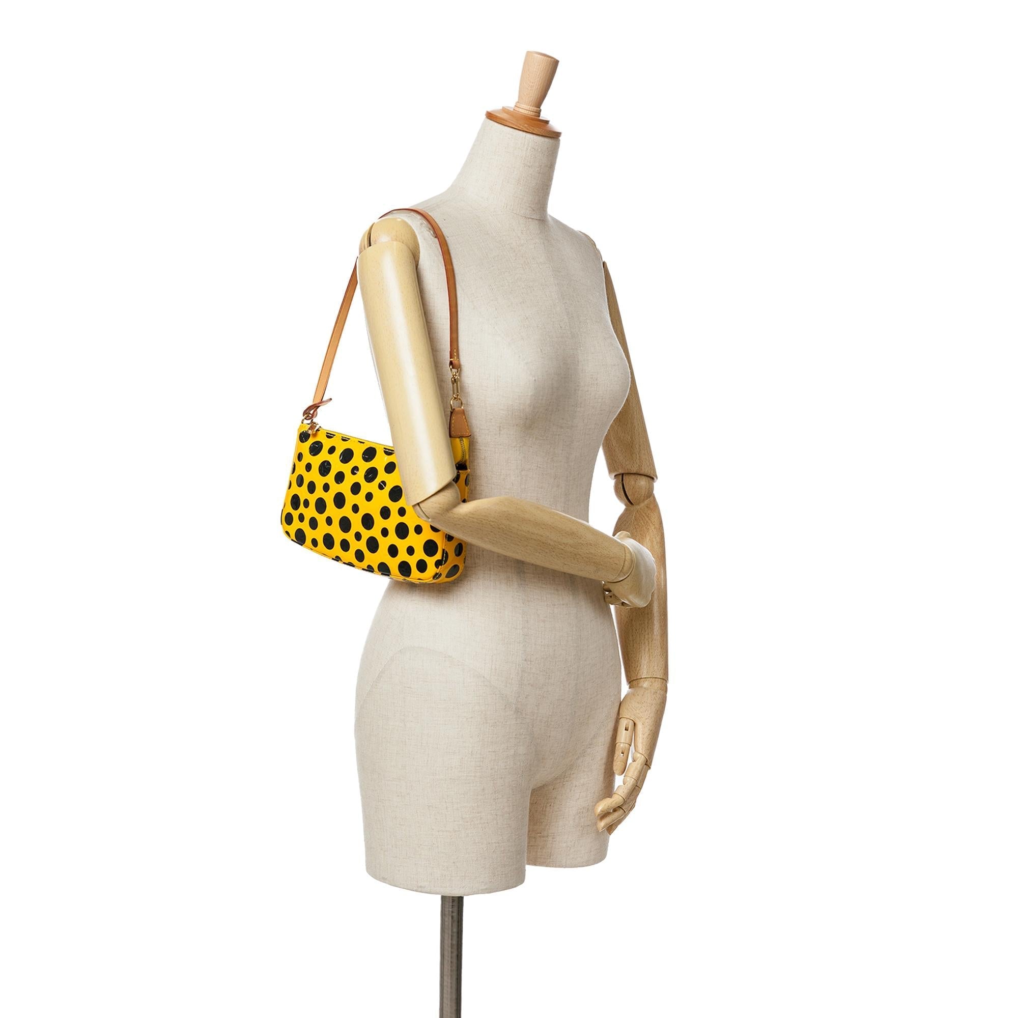Louis Vuitton Yayoi Kusama Monogram Vernis Dots Infinity Pochette Accessoires