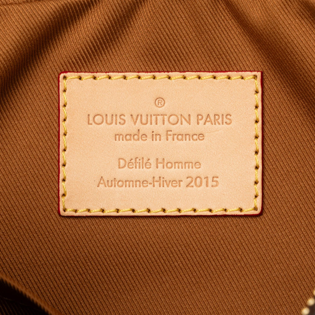 Louis Vuitton x Christopher Nemeth Monogram Volga Pochette (SHG-4PMYBO)