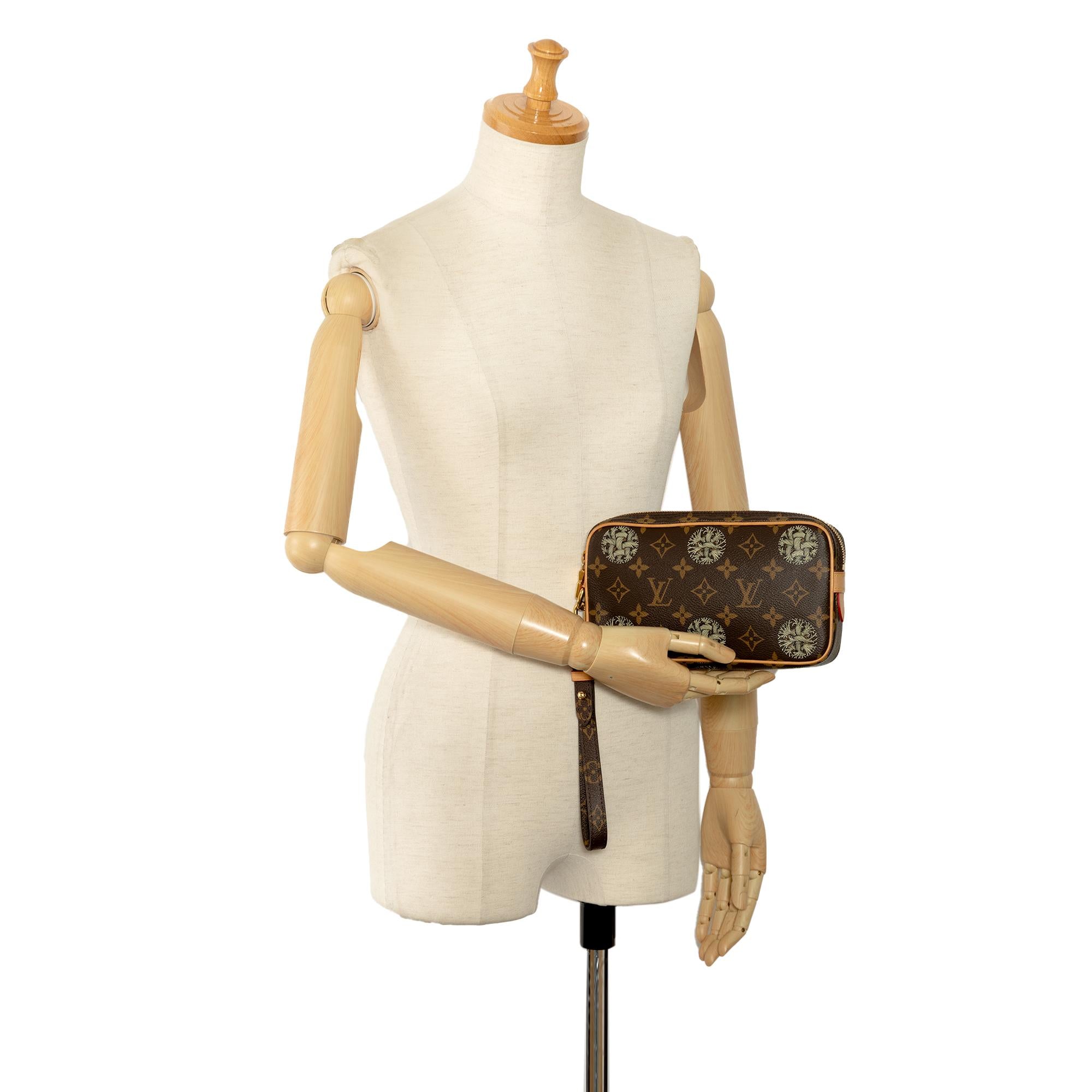 Louis Vuitton x Christopher Nemeth Monogram Volga Pochette (SHG-4PMYBO)
