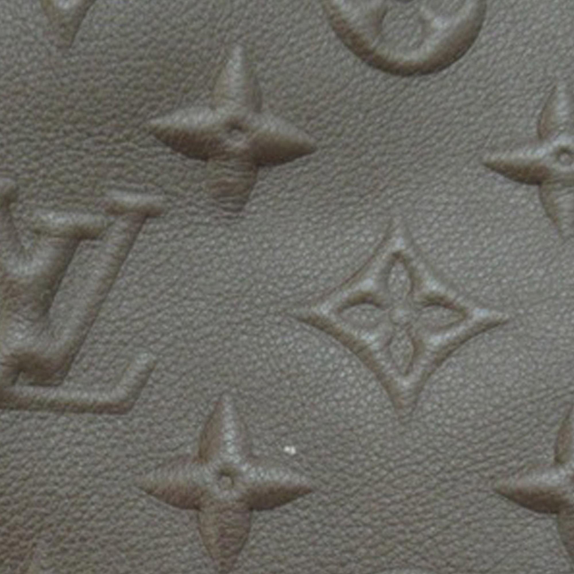 Louis Vuitton x EDUN Monogram Revelation Keepall Bandouliere 45 (SHG-GtLY7R)