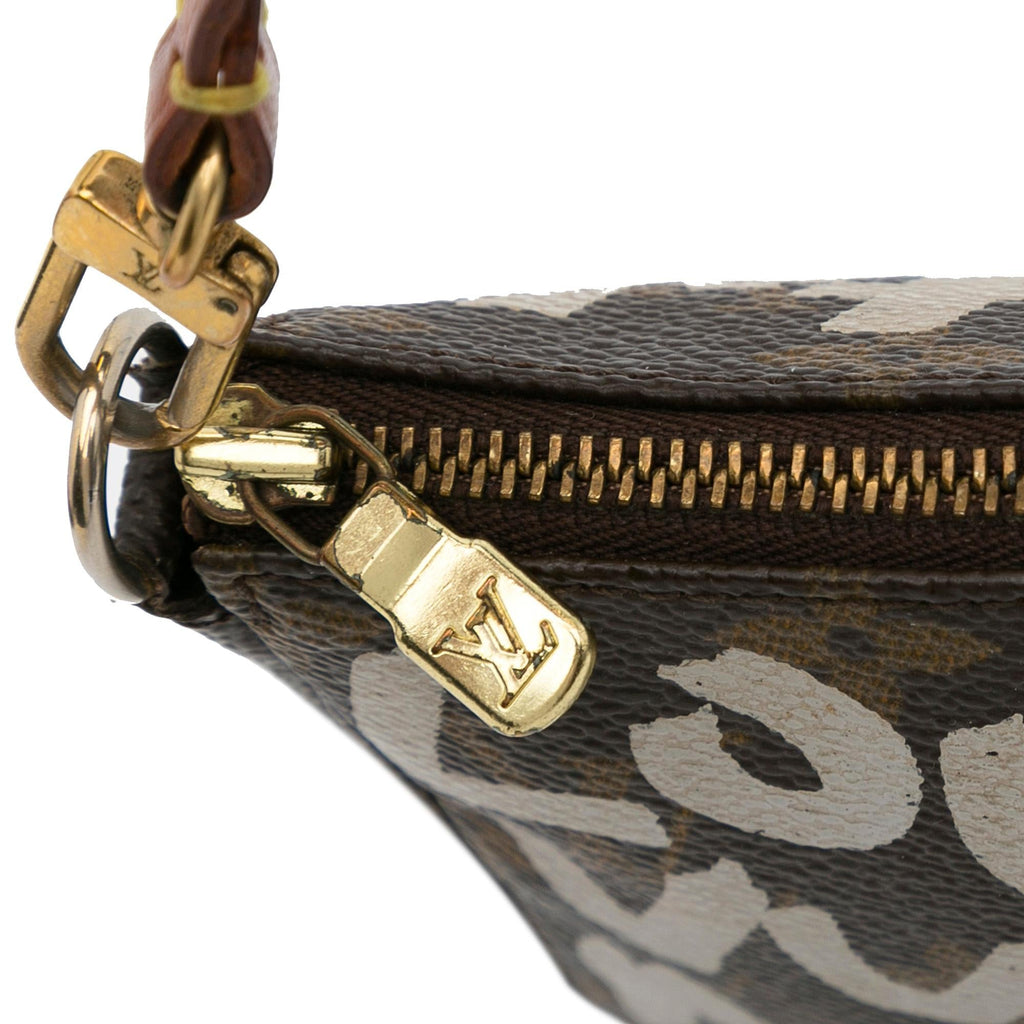 Louis Vuitton x Stephen Sprouse Monogram Graffiti Pochette Accessoires (SHG-pKgvIS)