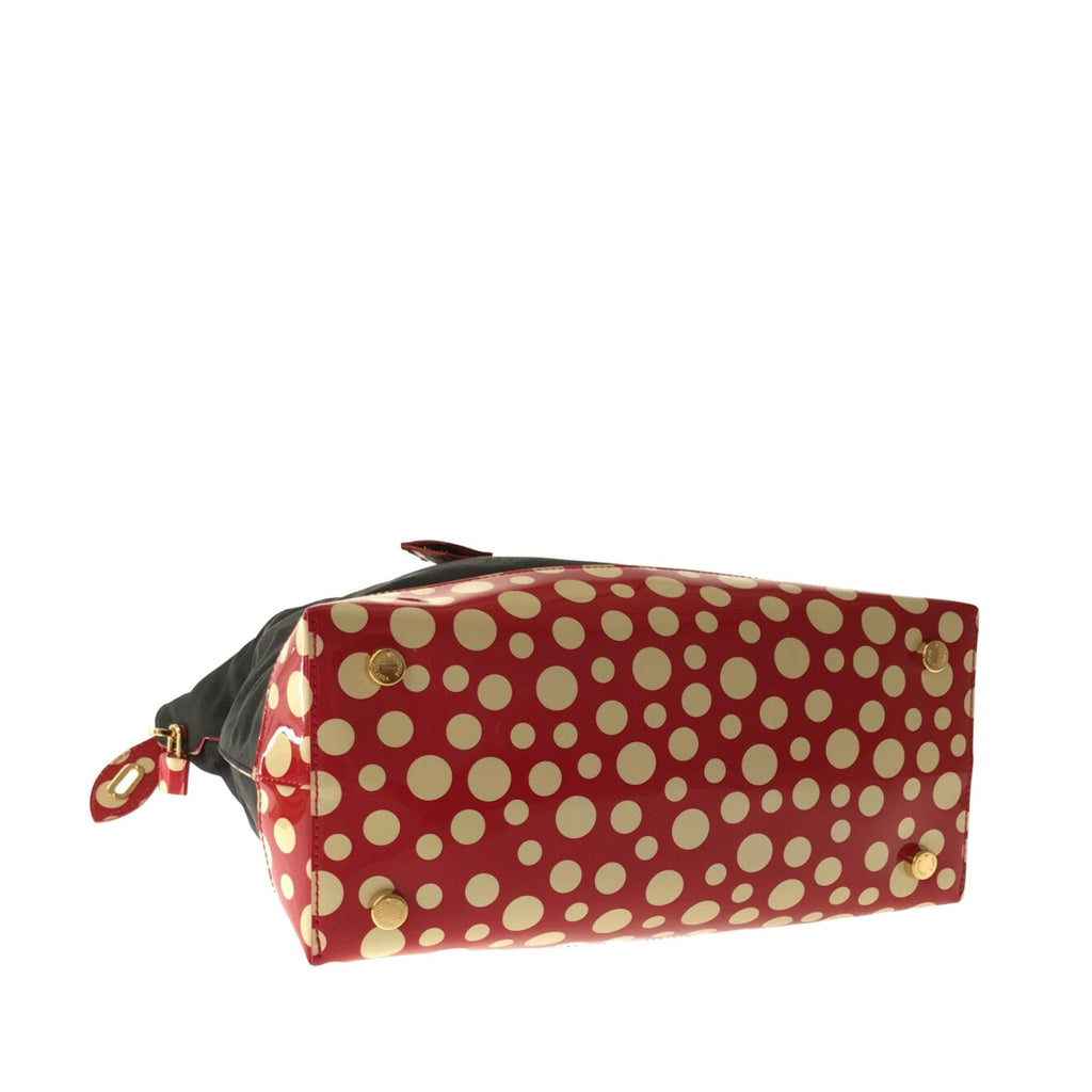 Louis Vuitton x Yayoi Kusama Monogram Infinity Dots Lockit Vertical MM (SHG-t3OX0e)