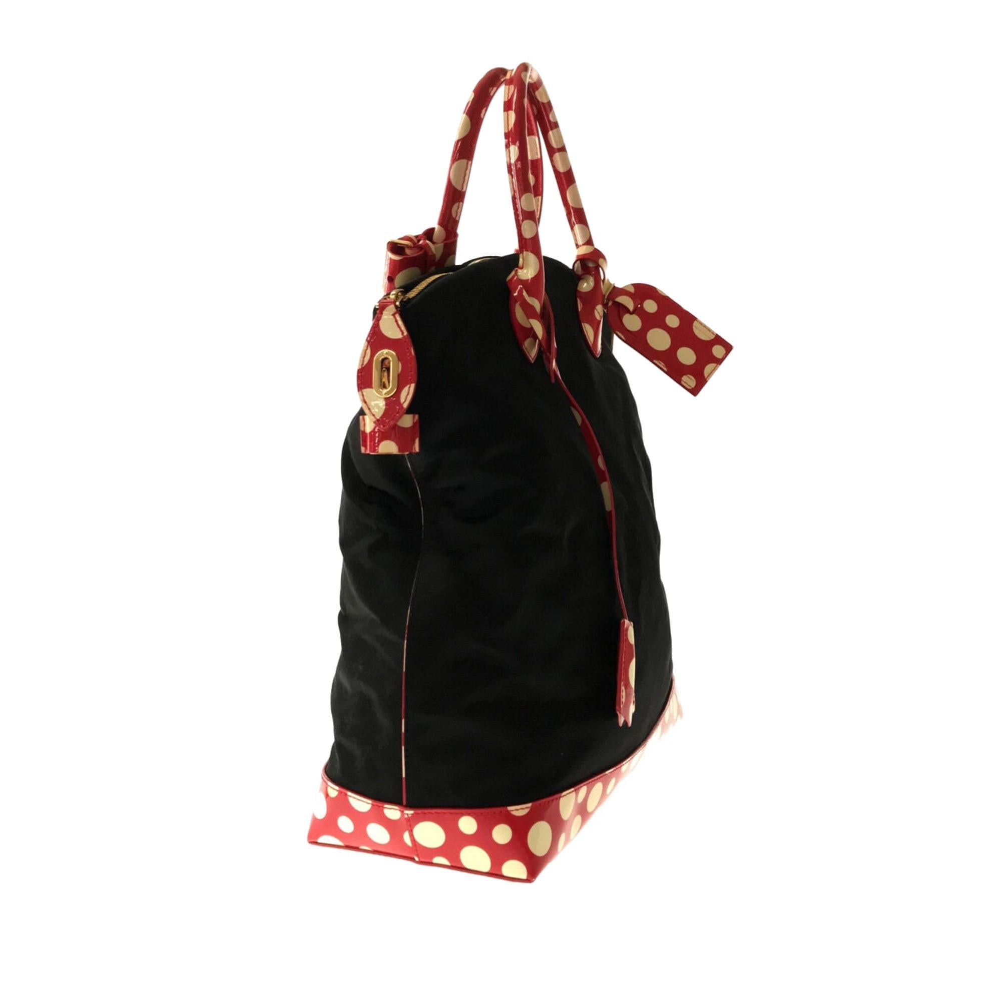 Louis Vuitton x Yayoi Kusama Monogram Infinity Dots Lockit Vertical MM (SHG-t3OX0e)