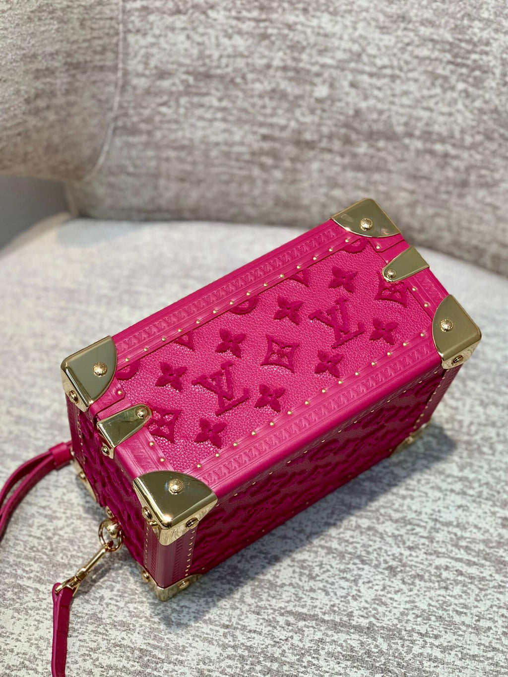 M20468 VALISETTE TRESOR rose red embroidery Box bag 22.5cm