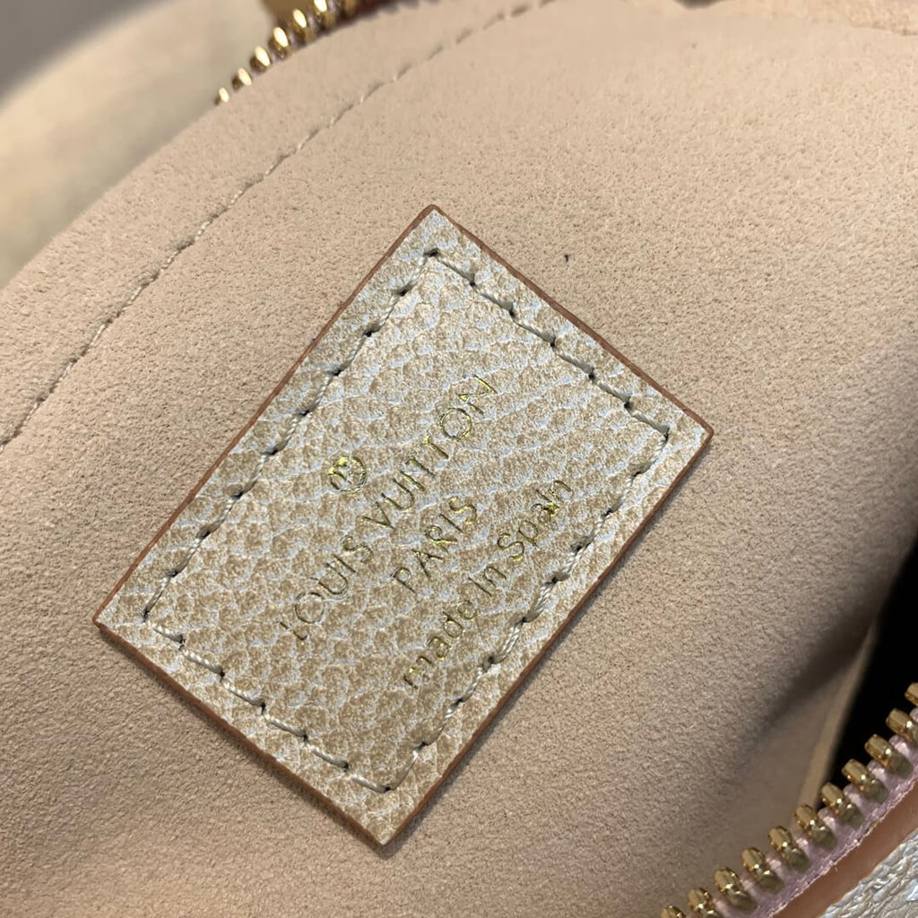 M46163 Handbag shoulder bag cross body bags calfskin dirty white Embossing