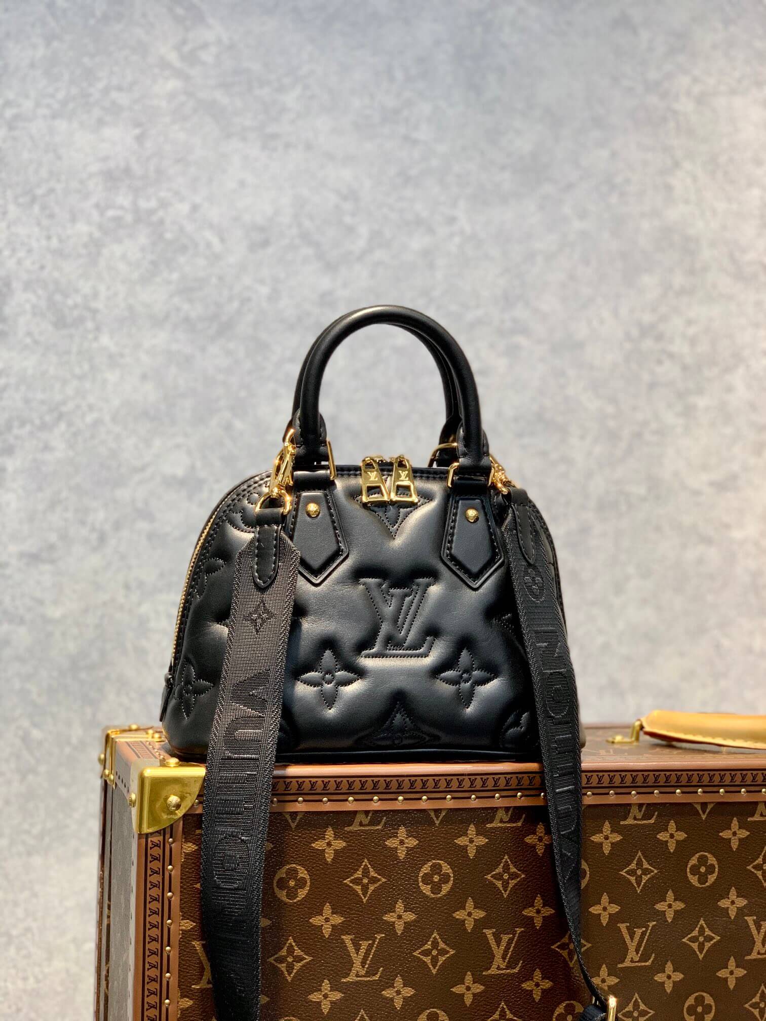 M59793 Alma BB Handbag shoulder bag cross body bags black calfskin Monogram