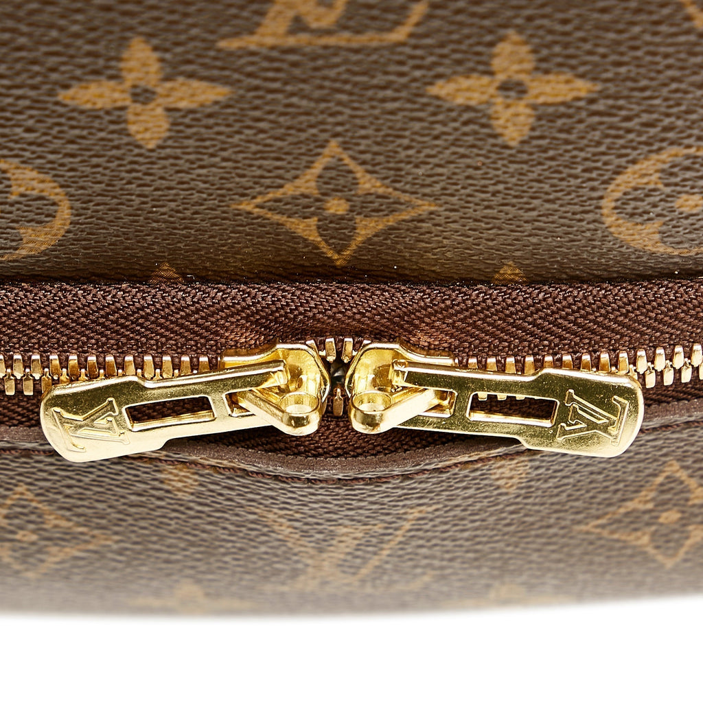 Louis Vuitton Evasion Monogram Canvas