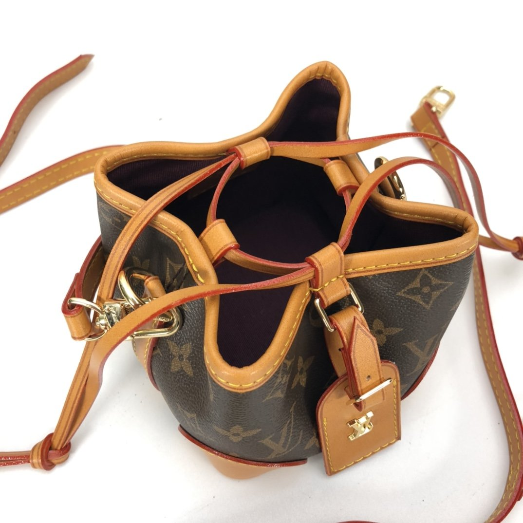 Elite Carryalls