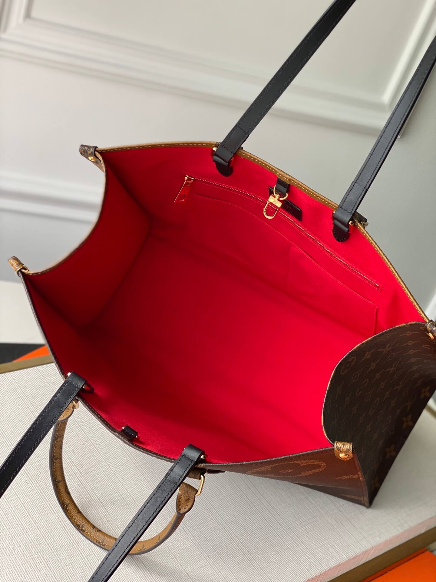 ONTHEGO GM TOTE BAG M45320 BROWN RED MONOGRAM REVERSE TORON