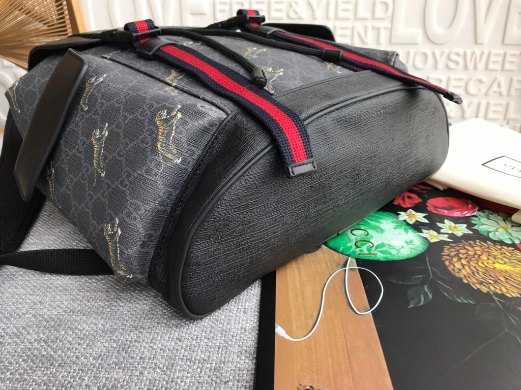 Elite Carryalls