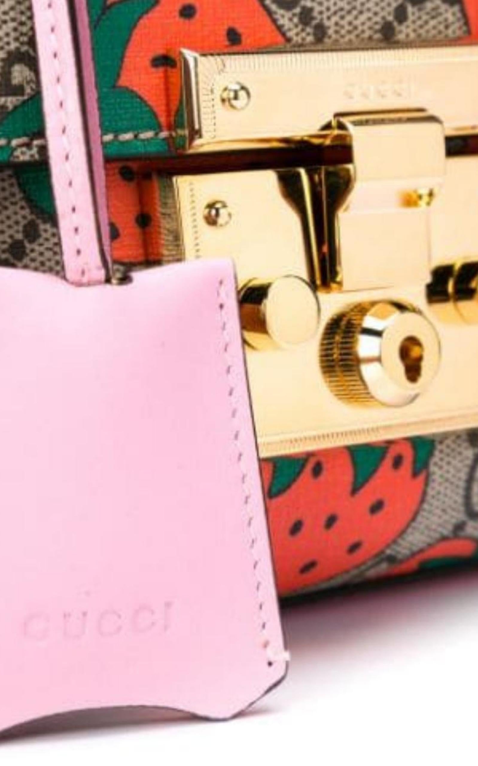 Padlock Gg Strawberry Small Shoulder Bag