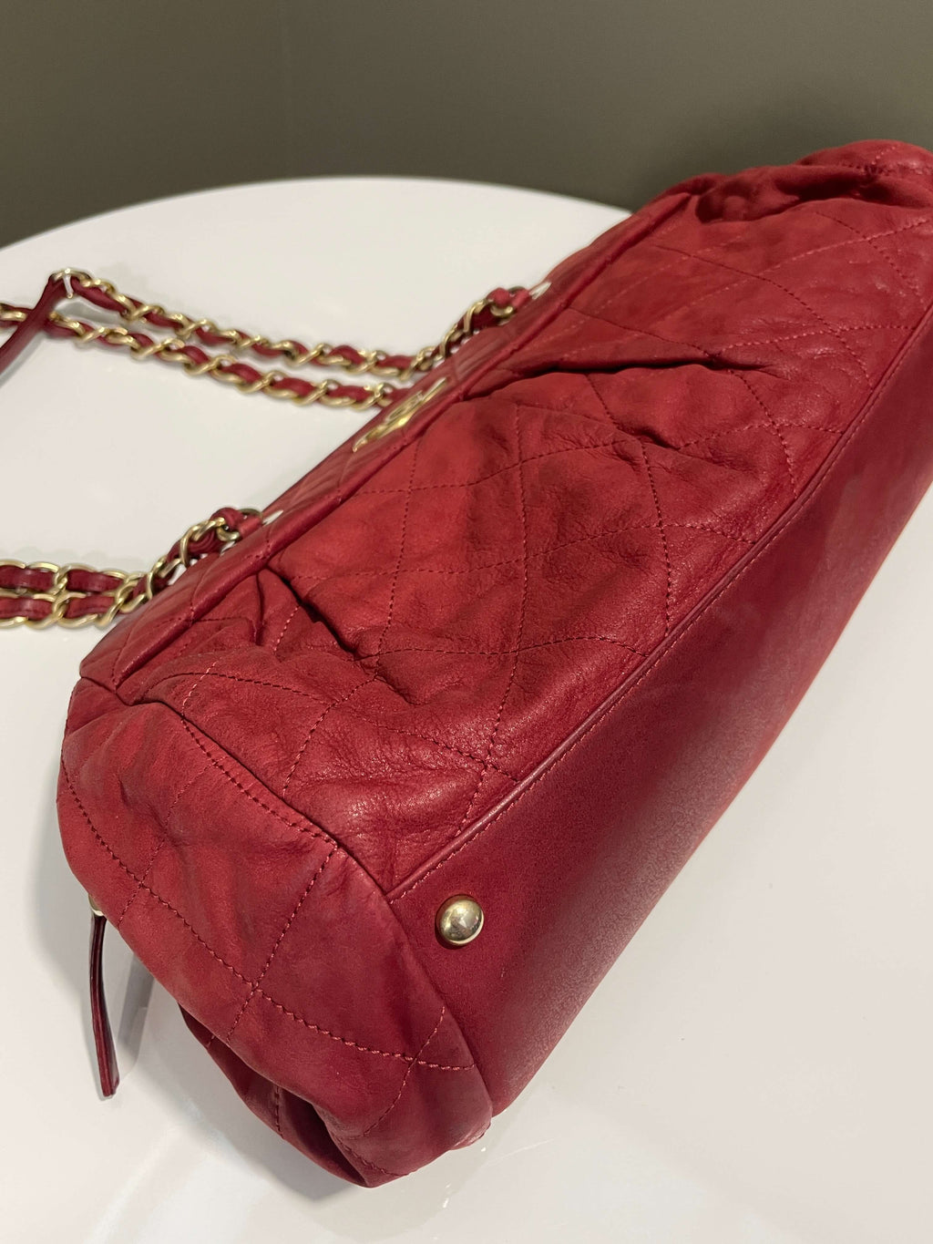 Chanel Cc Quilted Chain Shoulder Bag Red Calfskin