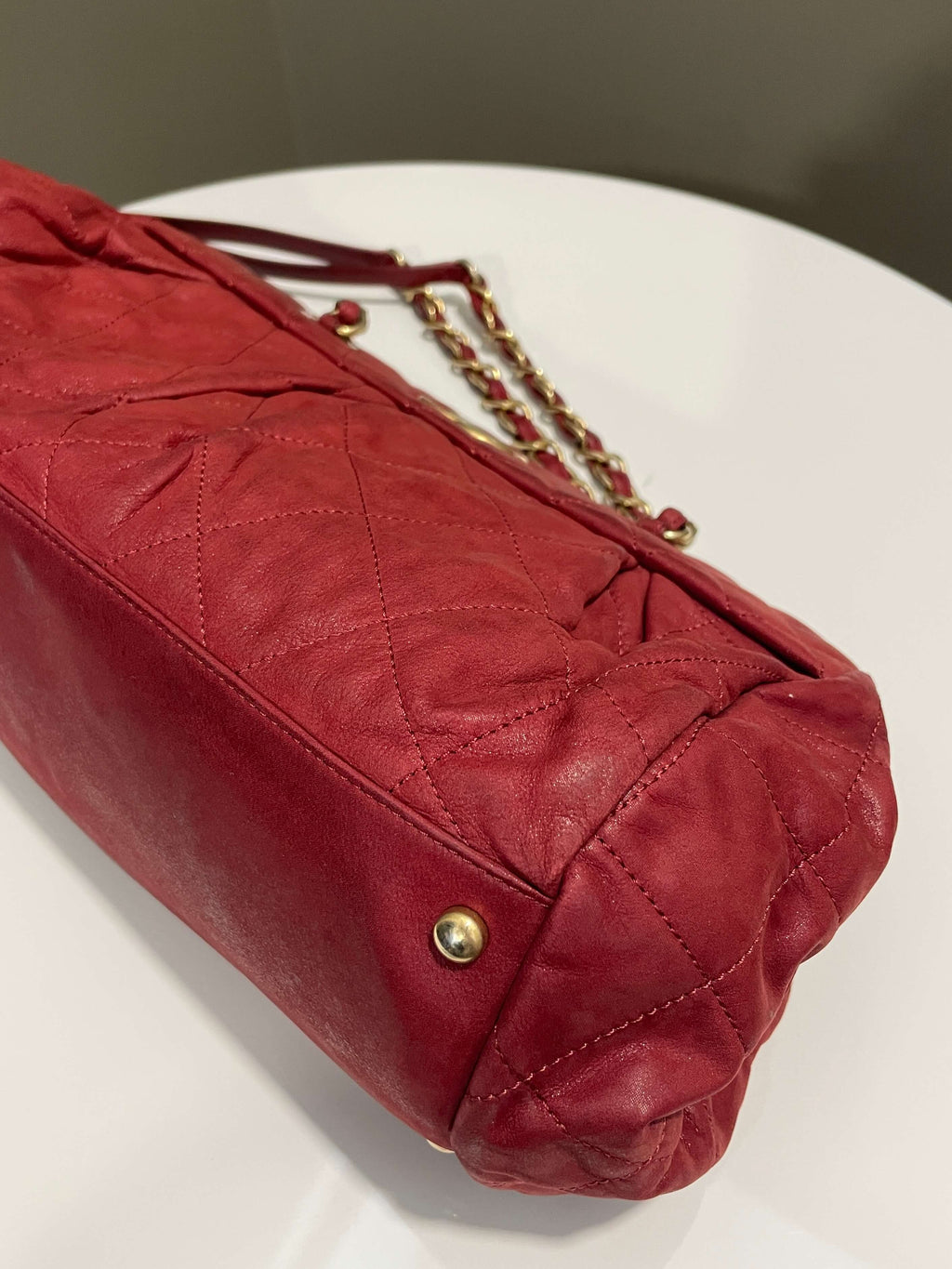 Chanel Cc Quilted Chain Shoulder Bag Red Calfskin