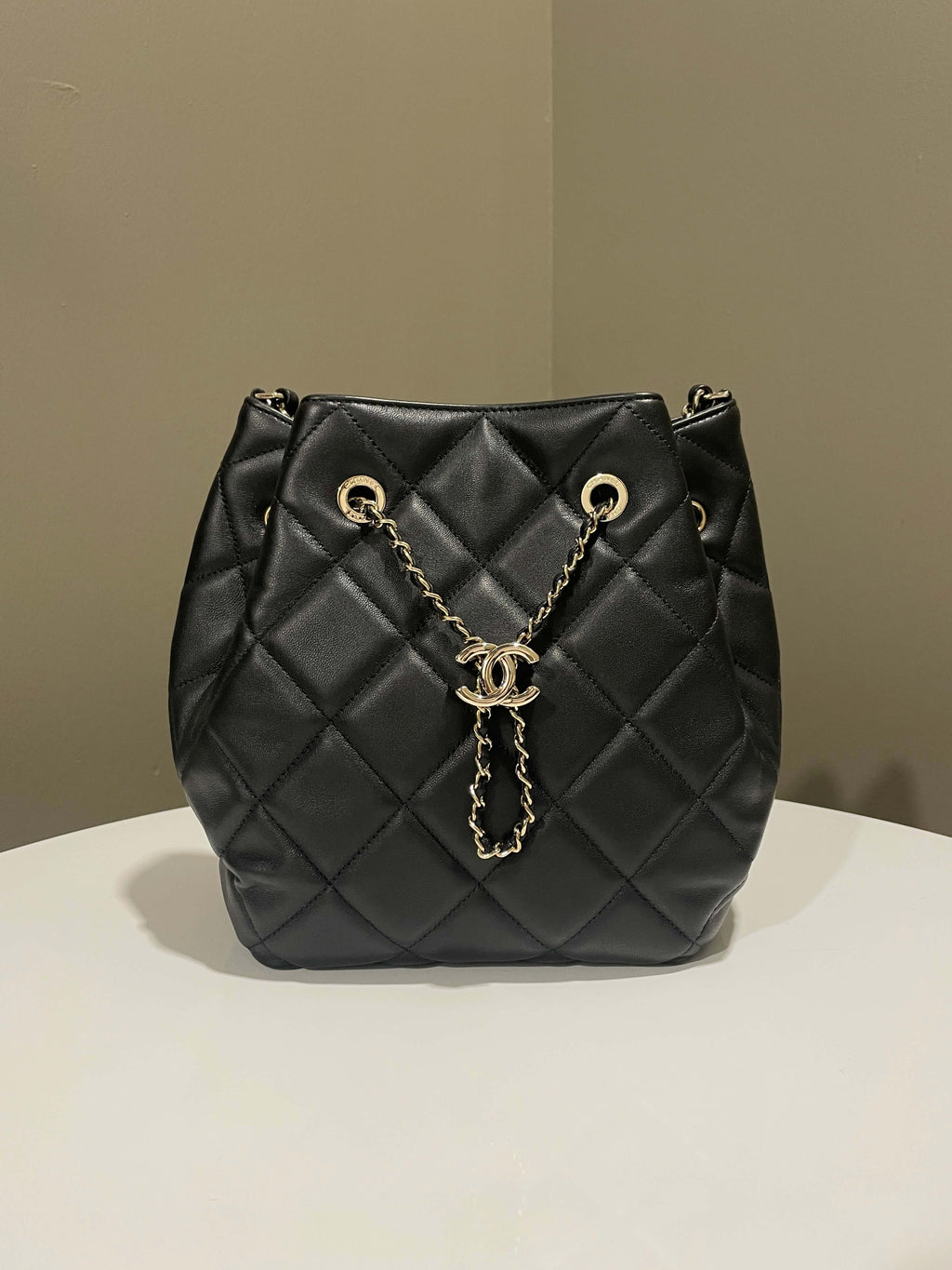 Chanel Quilted Cc Drawstring Bucket Shoulder Bag Black Lambskin