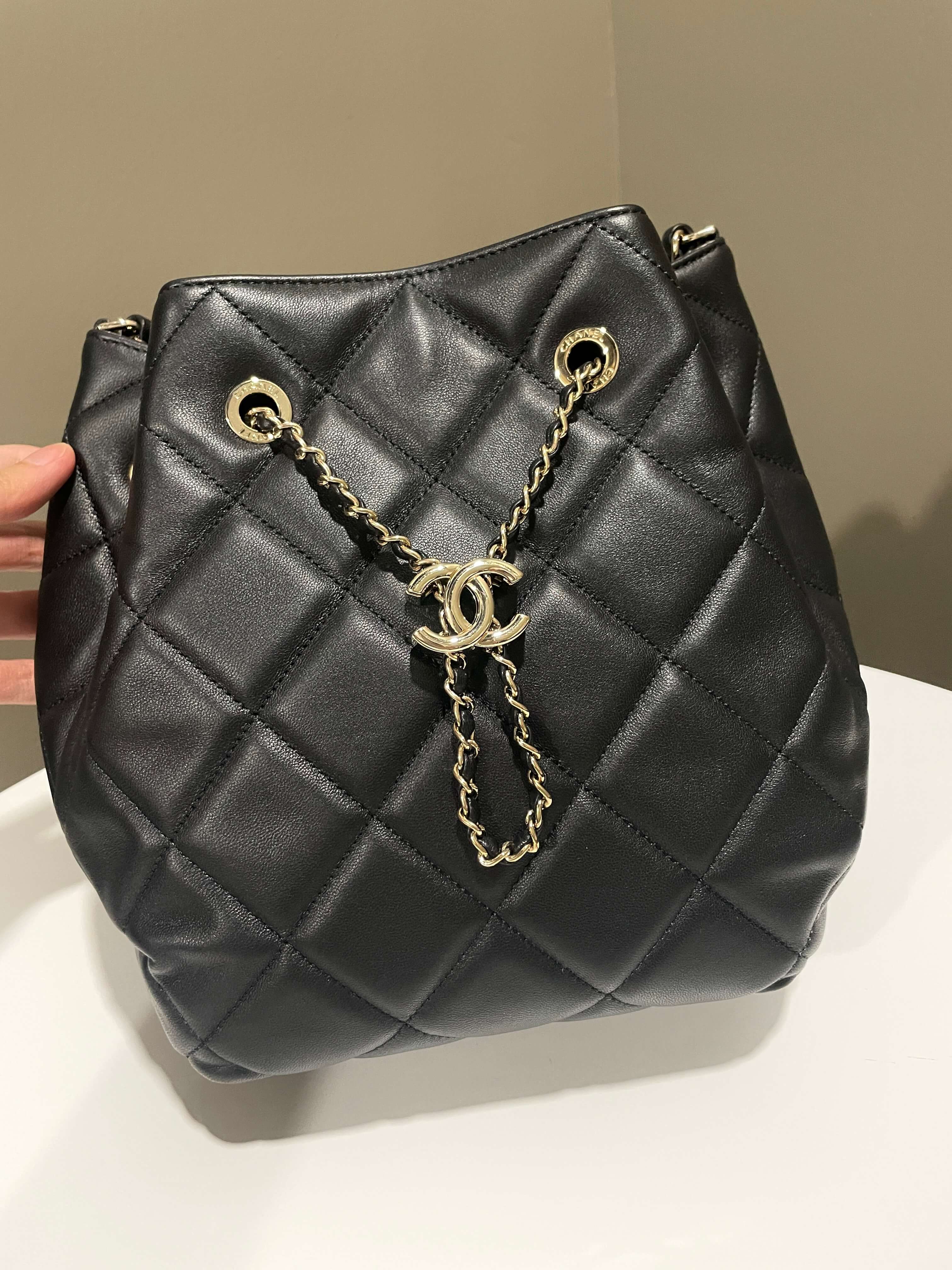 Chanel Quilted Cc Drawstring Bucket Shoulder Bag Black Lambskin