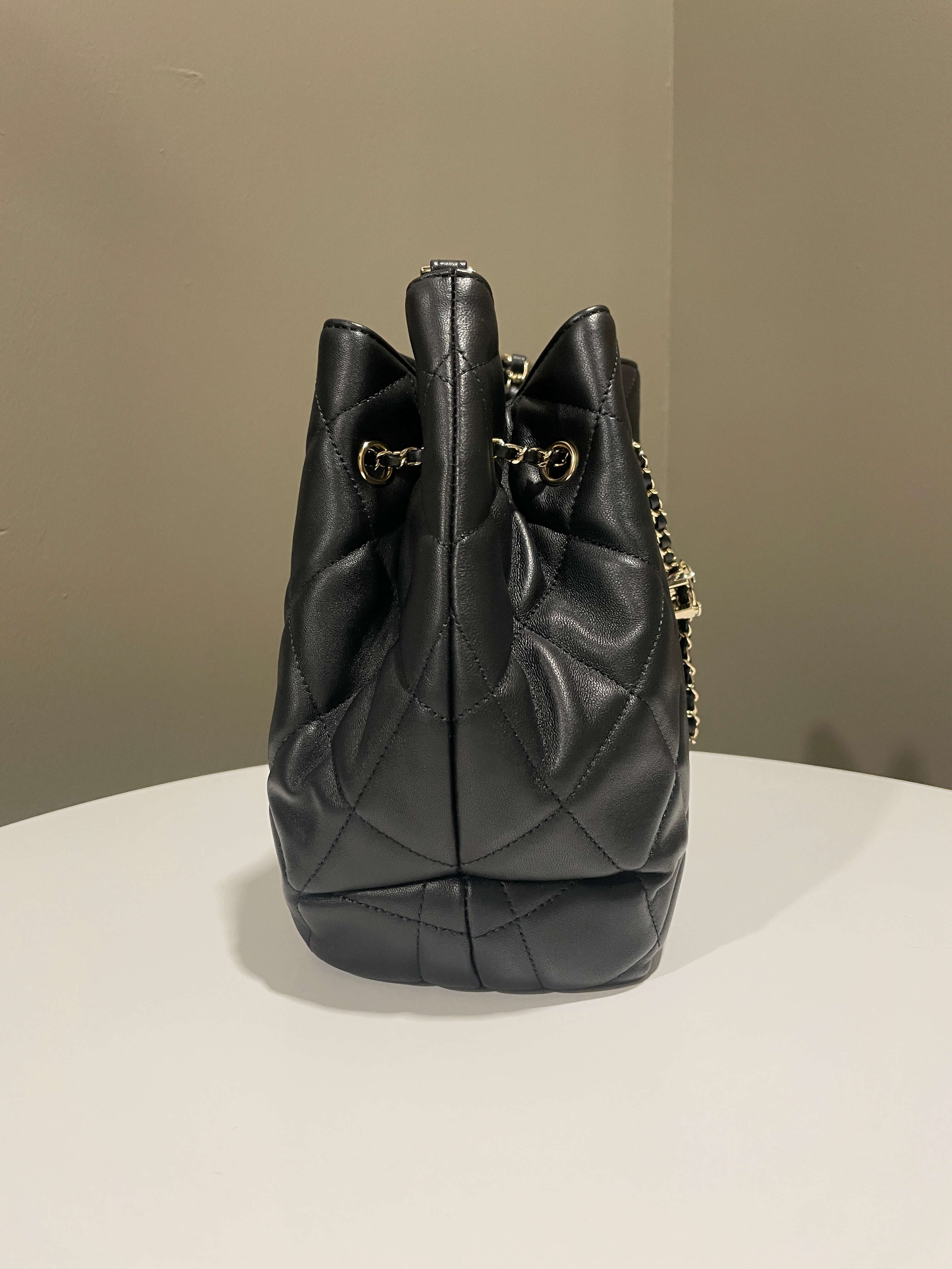 Chanel Quilted Cc Drawstring Bucket Shoulder Bag Black Lambskin
