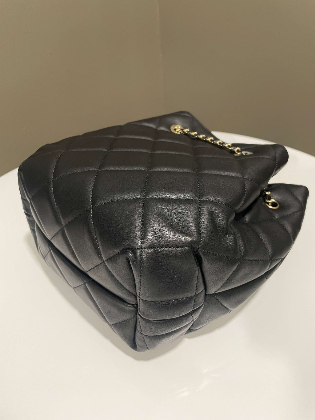 Chanel Quilted Cc Drawstring Bucket Shoulder Bag Black Lambskin