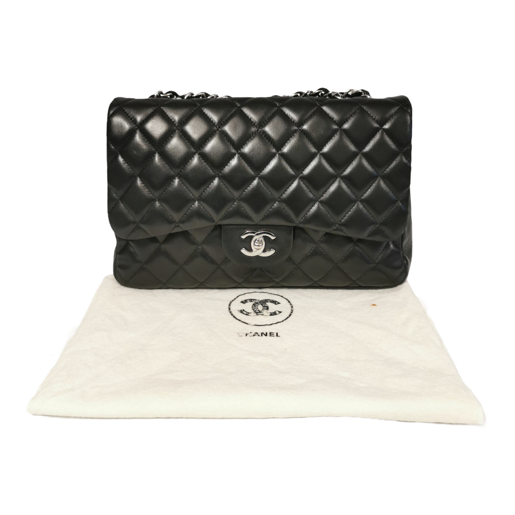 Chanel Classic Single Flap Jumbo Black Lambskin SiLouis Vuittoner