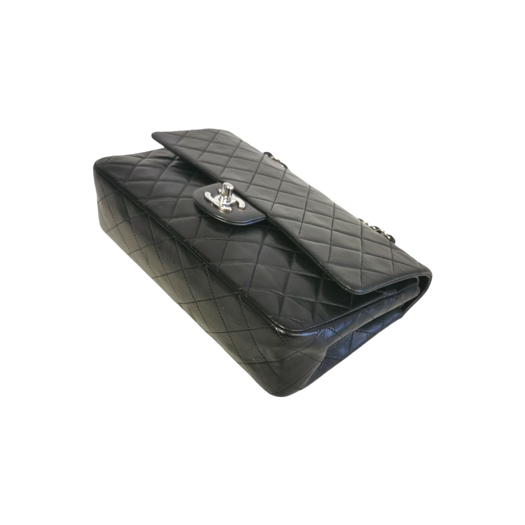 Chanel Classic Double Flap Medium Black Lambskin SiLouis Vuittoner