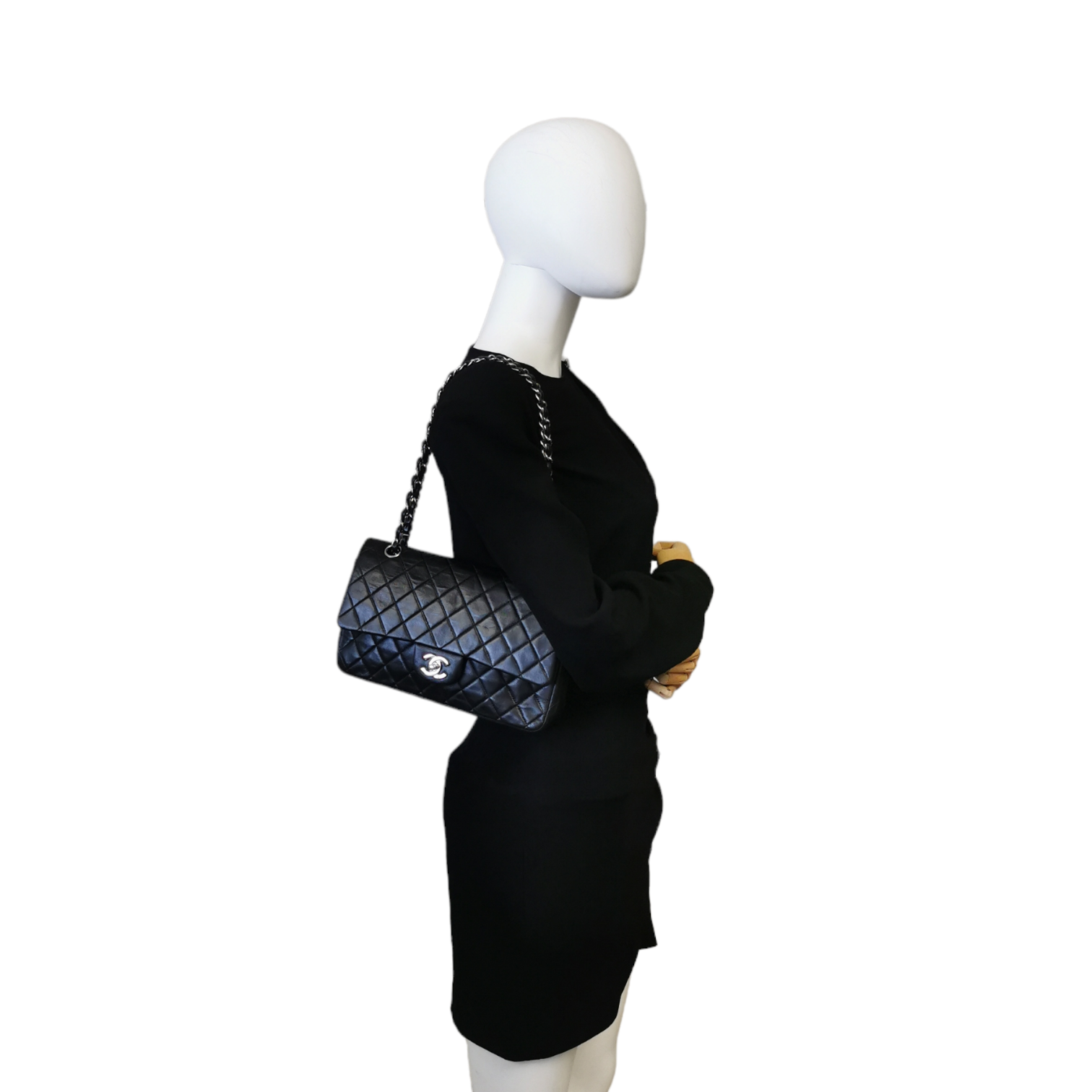 Chanel Classic Double Flap Medium Black Lambskin SiLouis Vuittoner