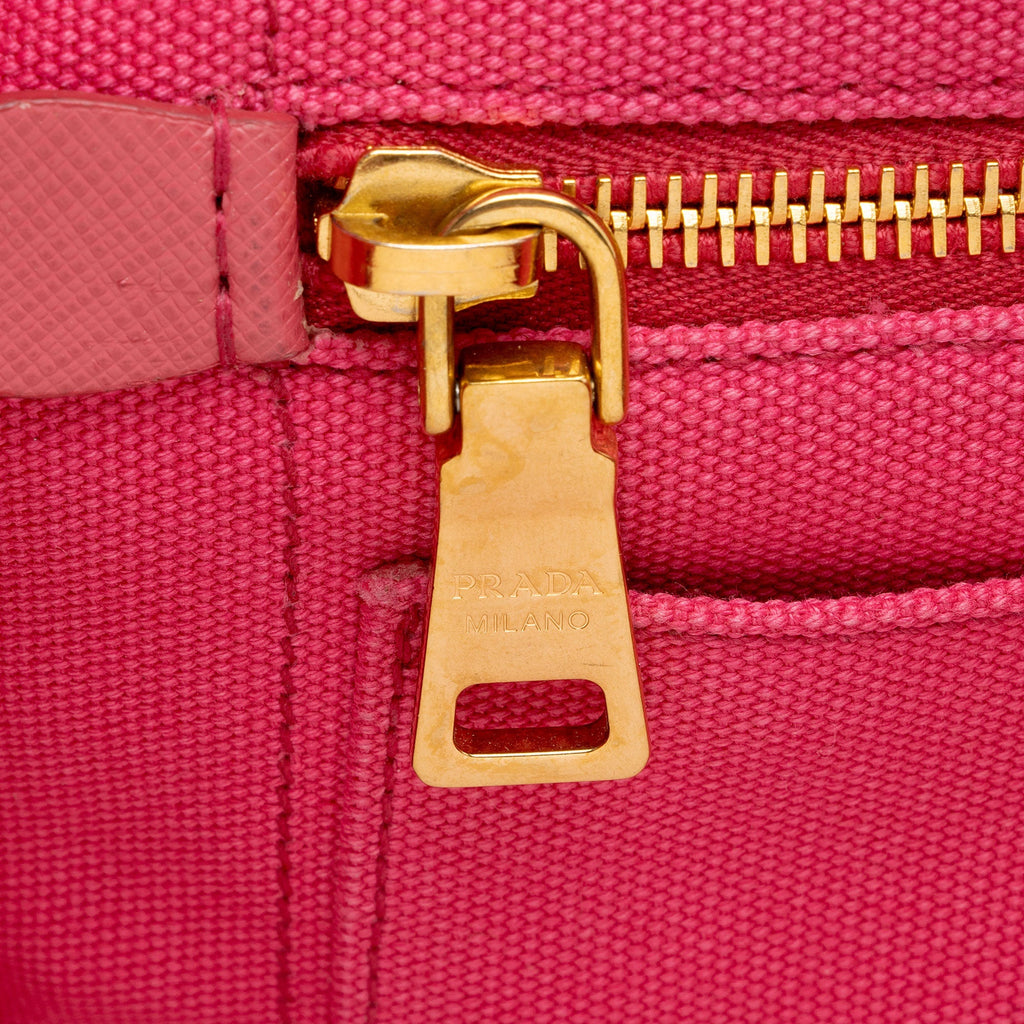 Prada Canapa Logo Shopping Tote (SHF-TjCWSj)