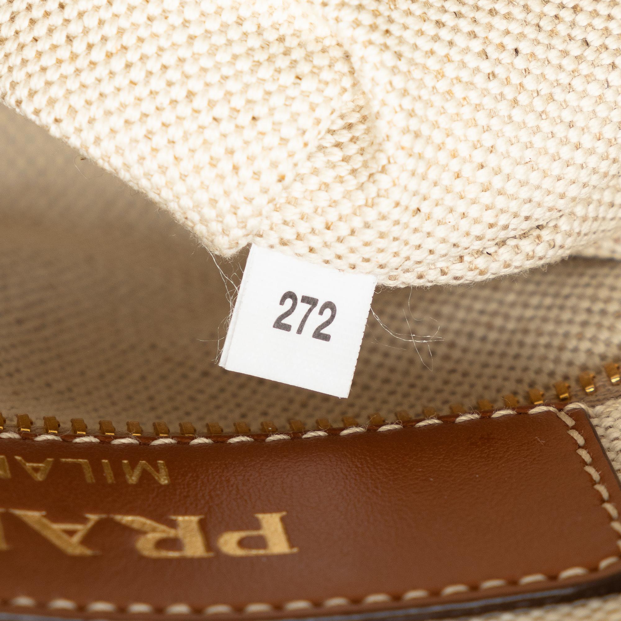 Prada Canapa Logo Tote Bag (SHG-ONkbKJ)