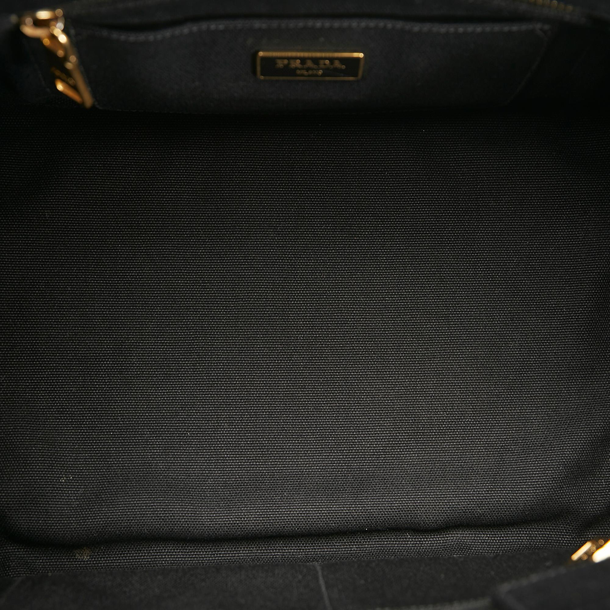 Prada Canapa Logo Tote (SHG-36972)