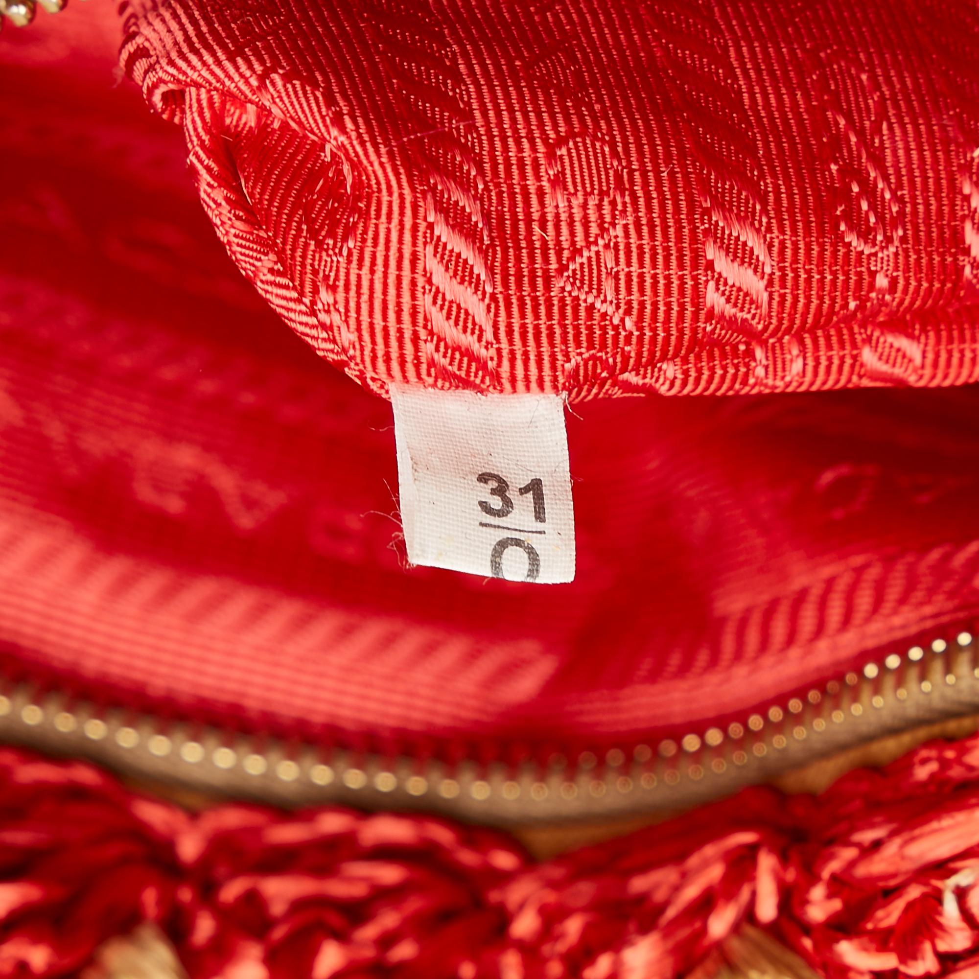 Prada Canapa Raffia Tote (SHG-NT0fM9)
