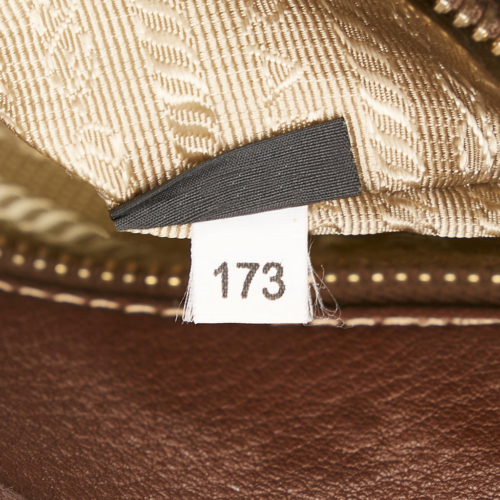 Prada Canapa Tote (SHG-35pZi4)