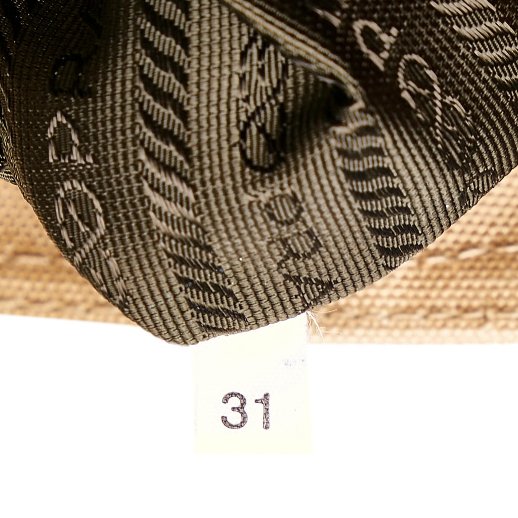 Prada Canvas Tote Bag (SHG-34381)