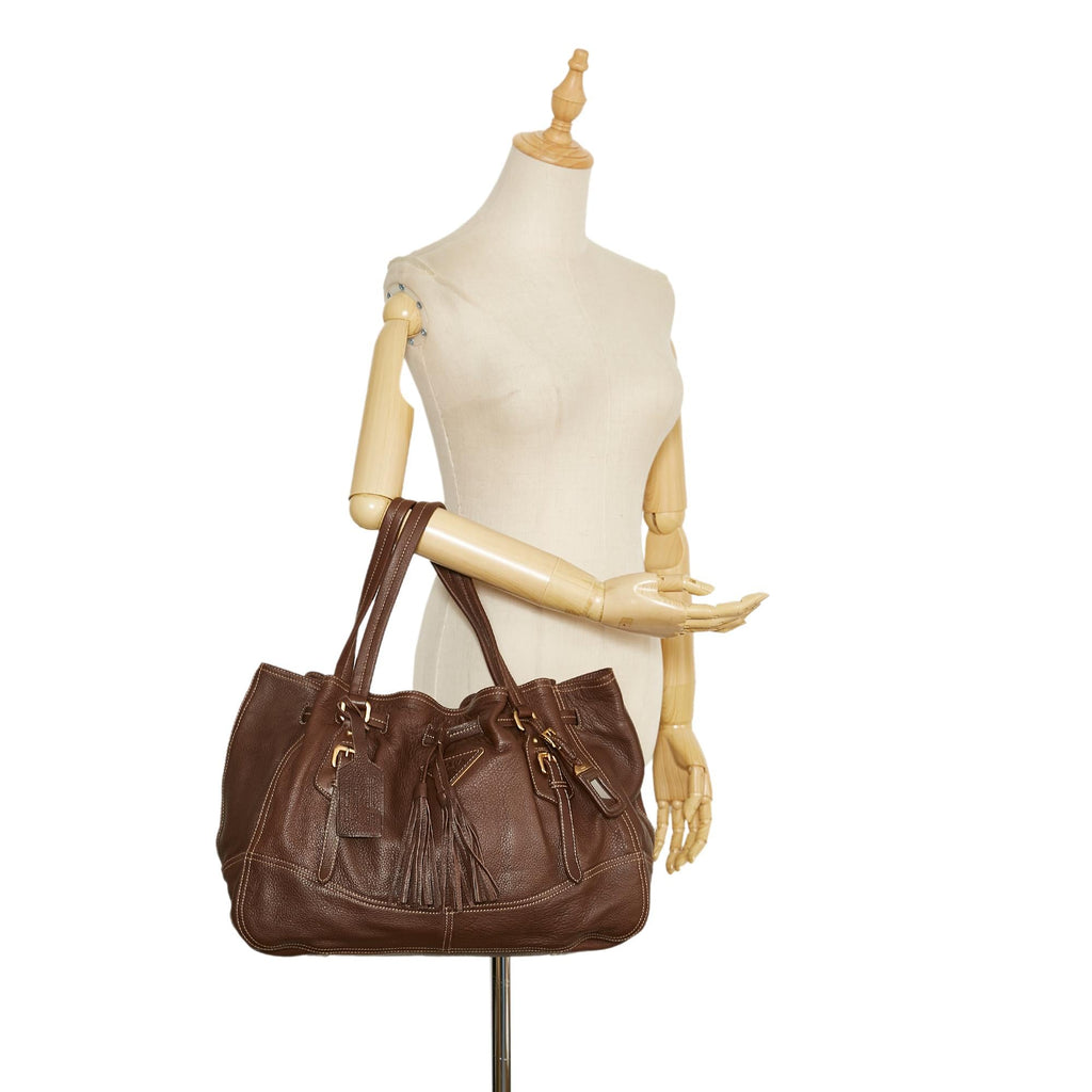 Prada Cervo Drawstring Leather Tote (SHG-37104)