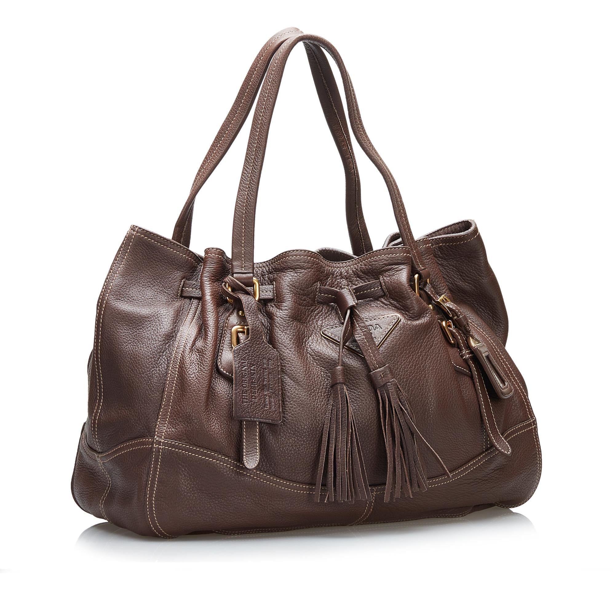 Prada Cervo Drawstring Leather Tote (SHG-37104)