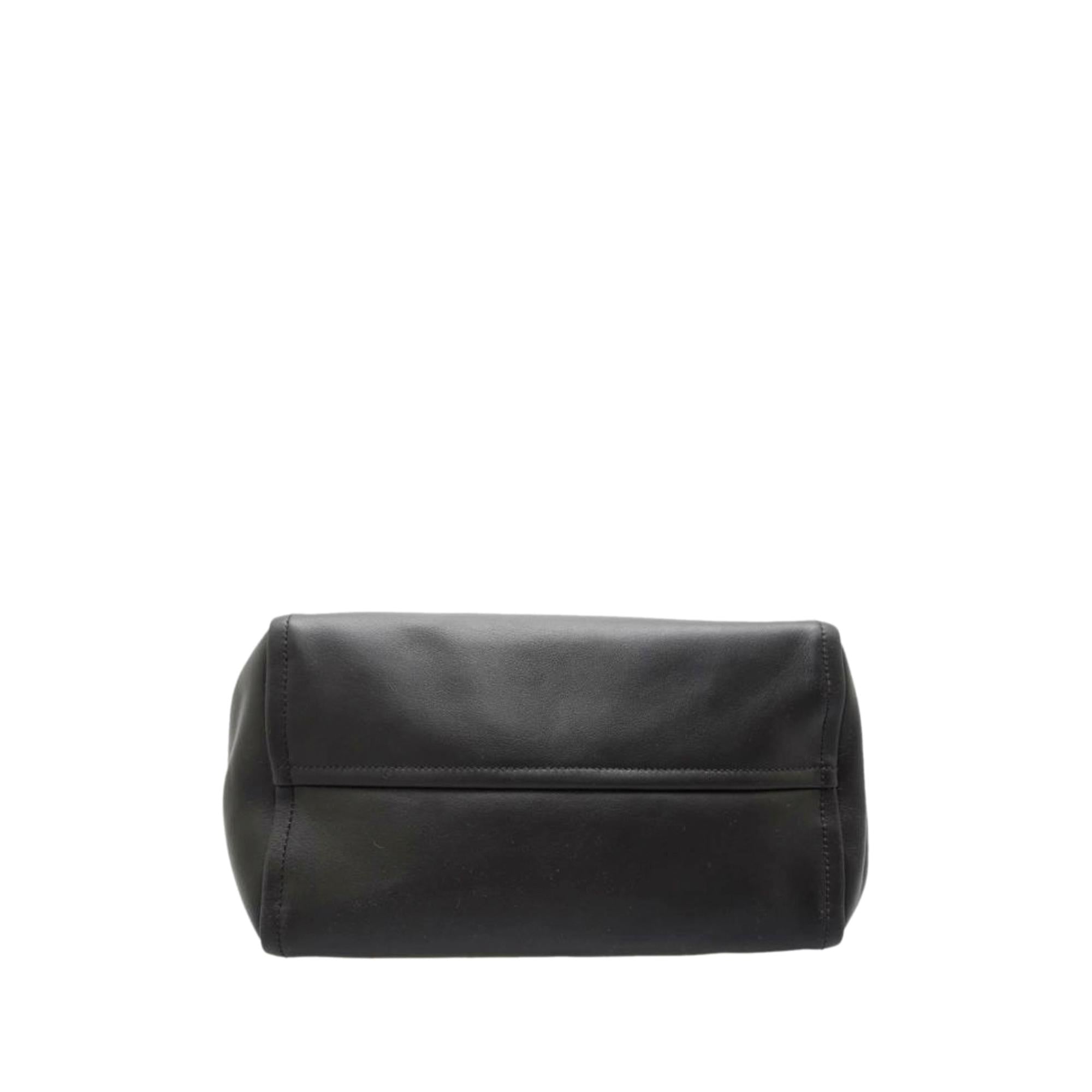 Prada Concept Shopper Tote (SHG-36670)