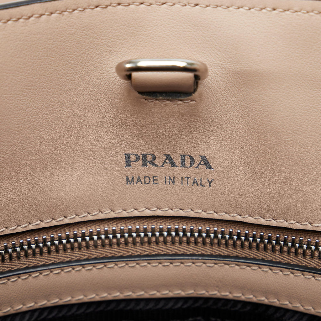 Prada Convertible Open Tote City Calf (SHG-mdtYD6)