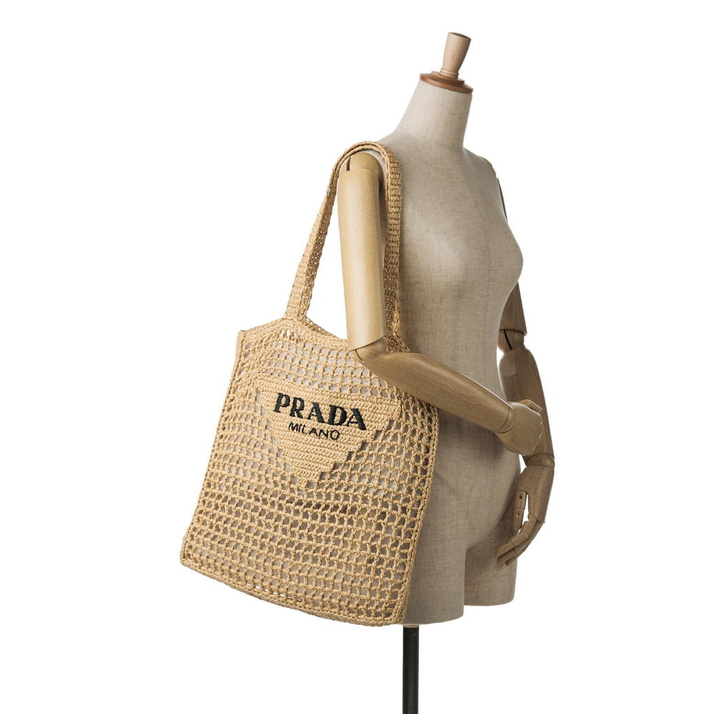 Prada Crochet Raffia Logo Tote (SHG-1YPyMA)