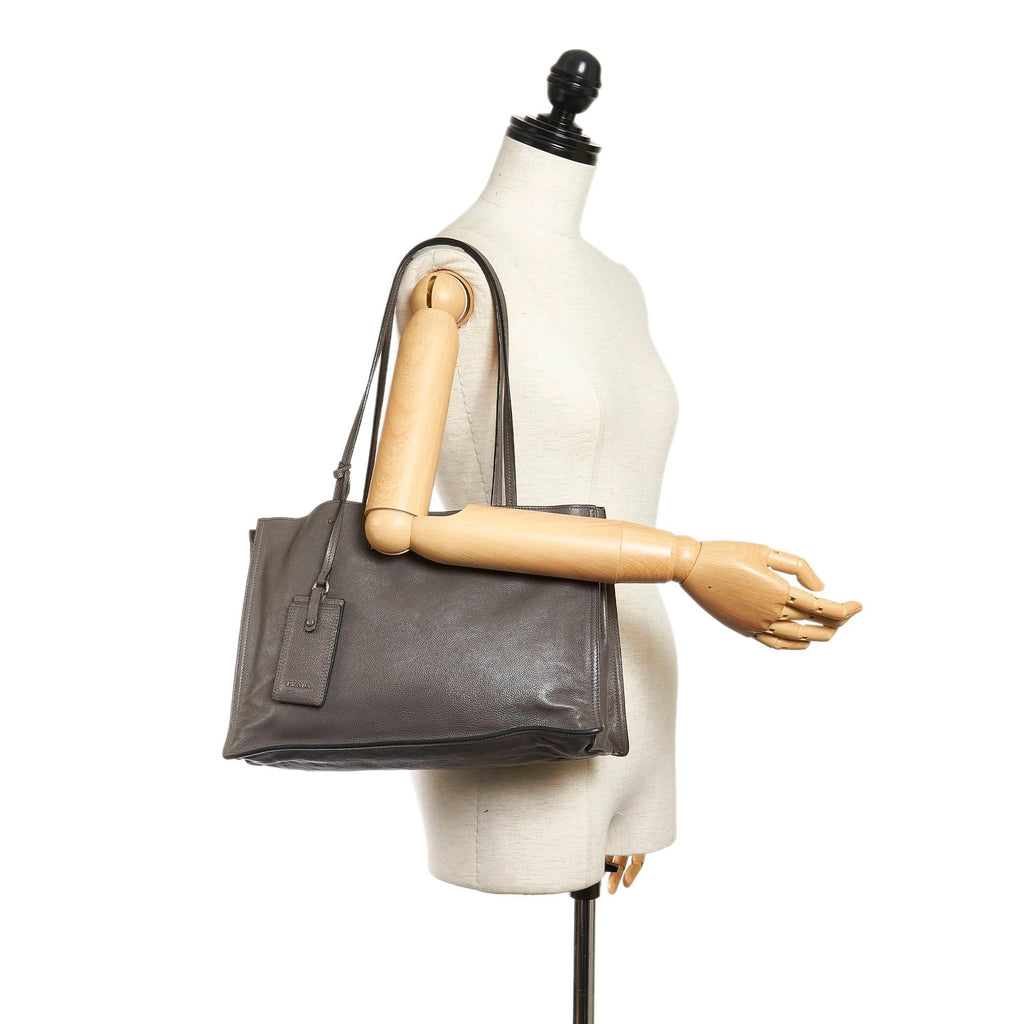 Prada Etiquette Leather Tote Bag (SHG-32088)