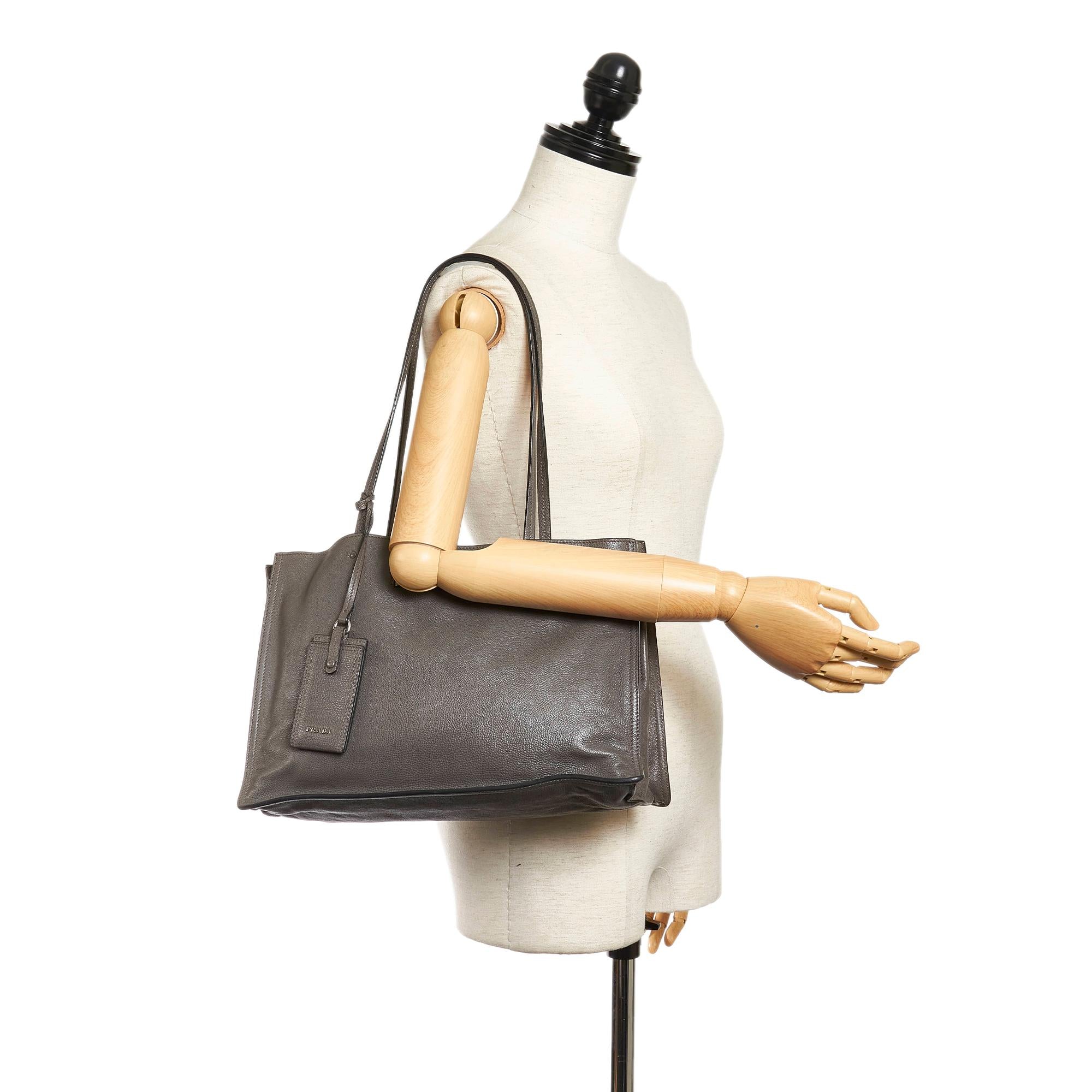 Prada Etiquette Leather Tote Bag (SHG-32088)