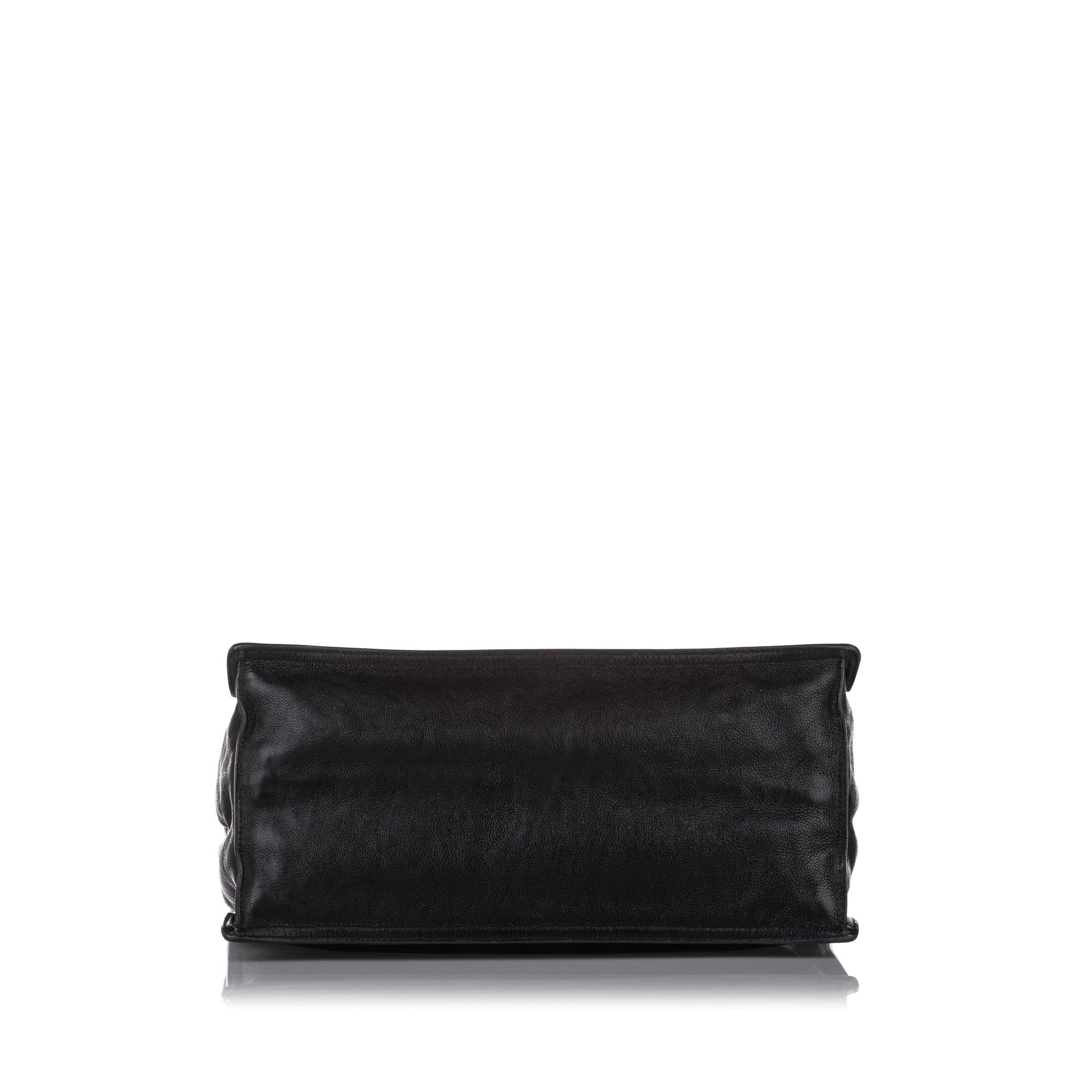 Prada Etiquette Leather Tote Bag (SHG-32338)