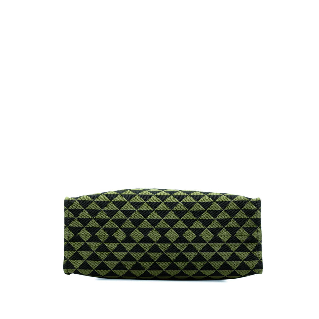 Prada Large Triangolo Jacquard Symbole Tote (SHG-YpY2Cg)