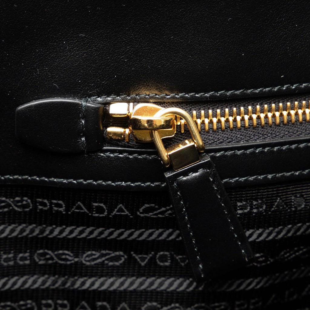 Prada Large Triangolo Jacquard Symbole Tote (SHG-YpY2Cg)